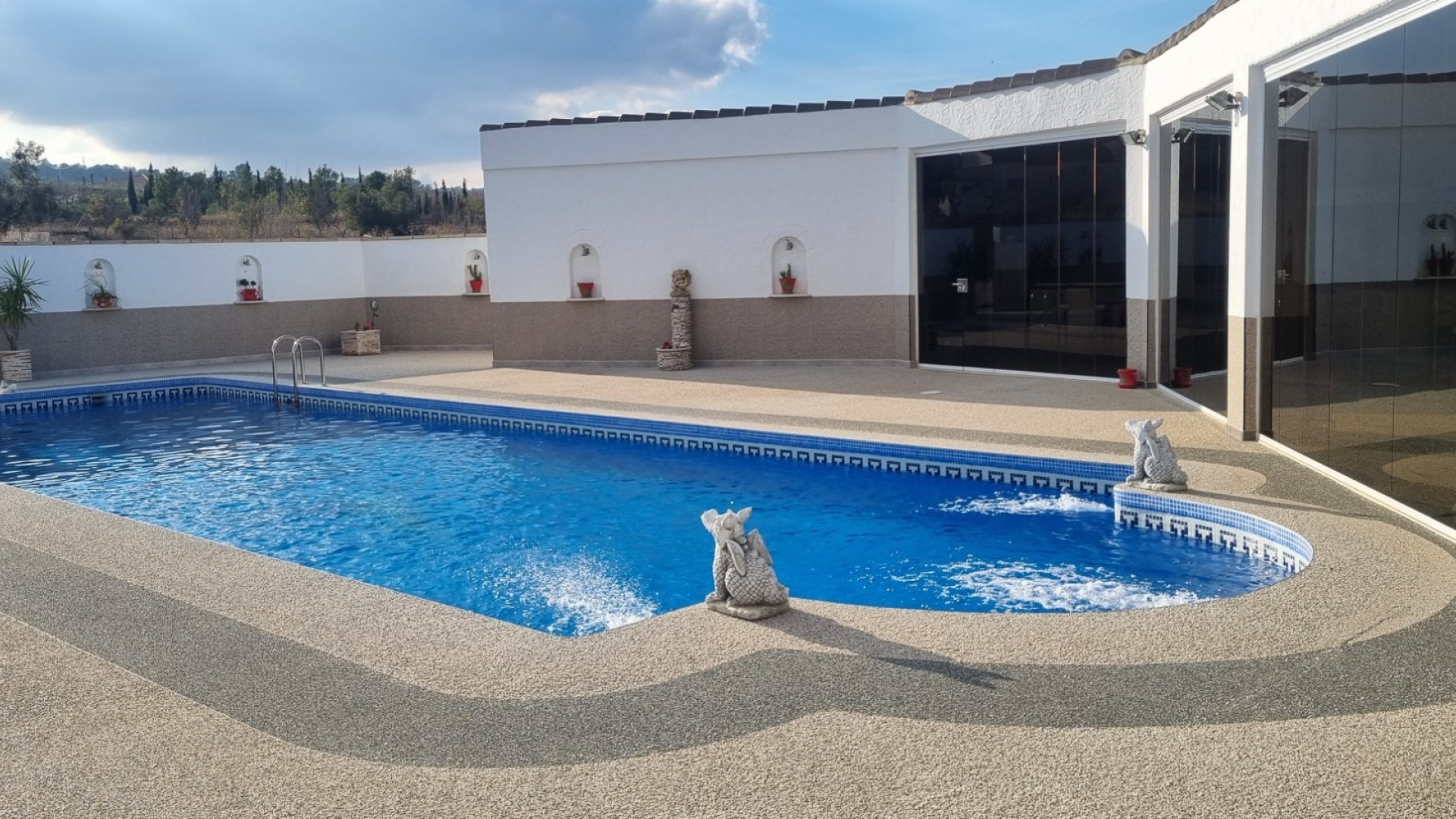 Herverkoop - Vrijstaande Villa -
Hondón de los Fráiles