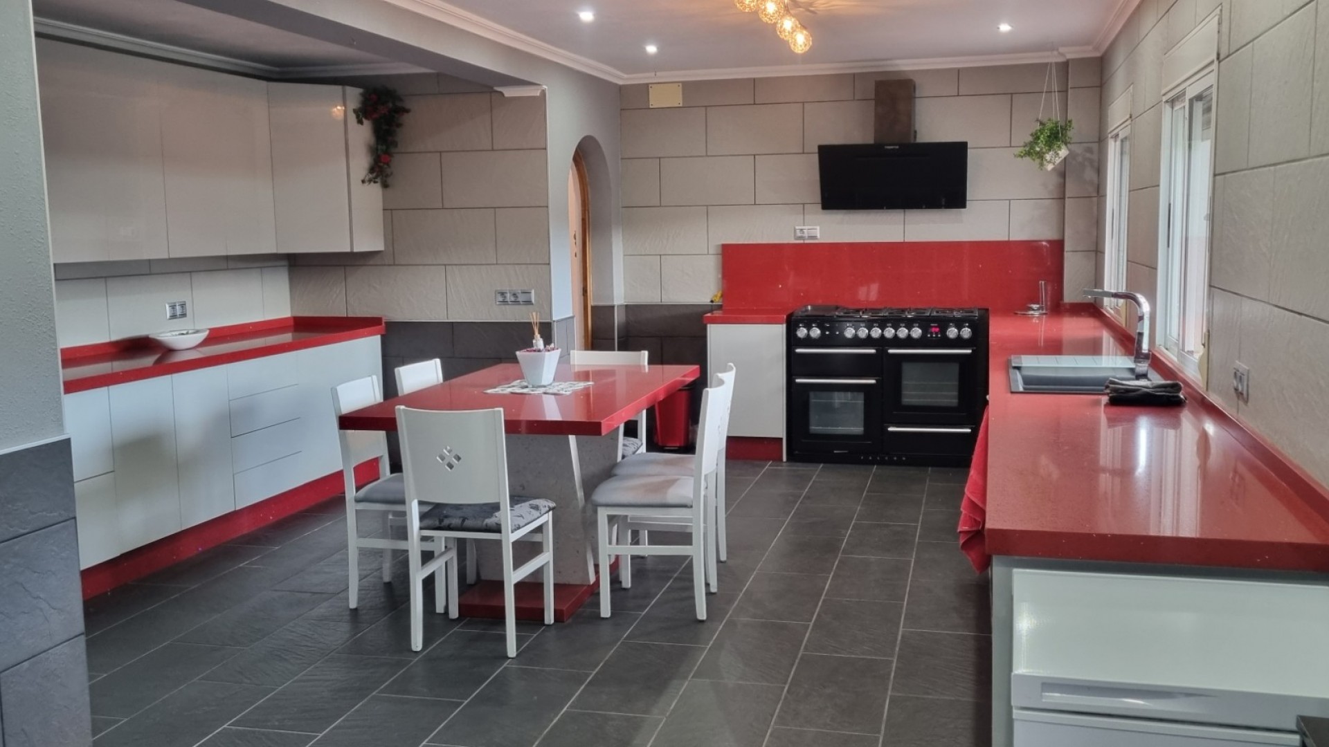 Herverkoop - Vrijstaande Villa -
Hondón de los Fráiles