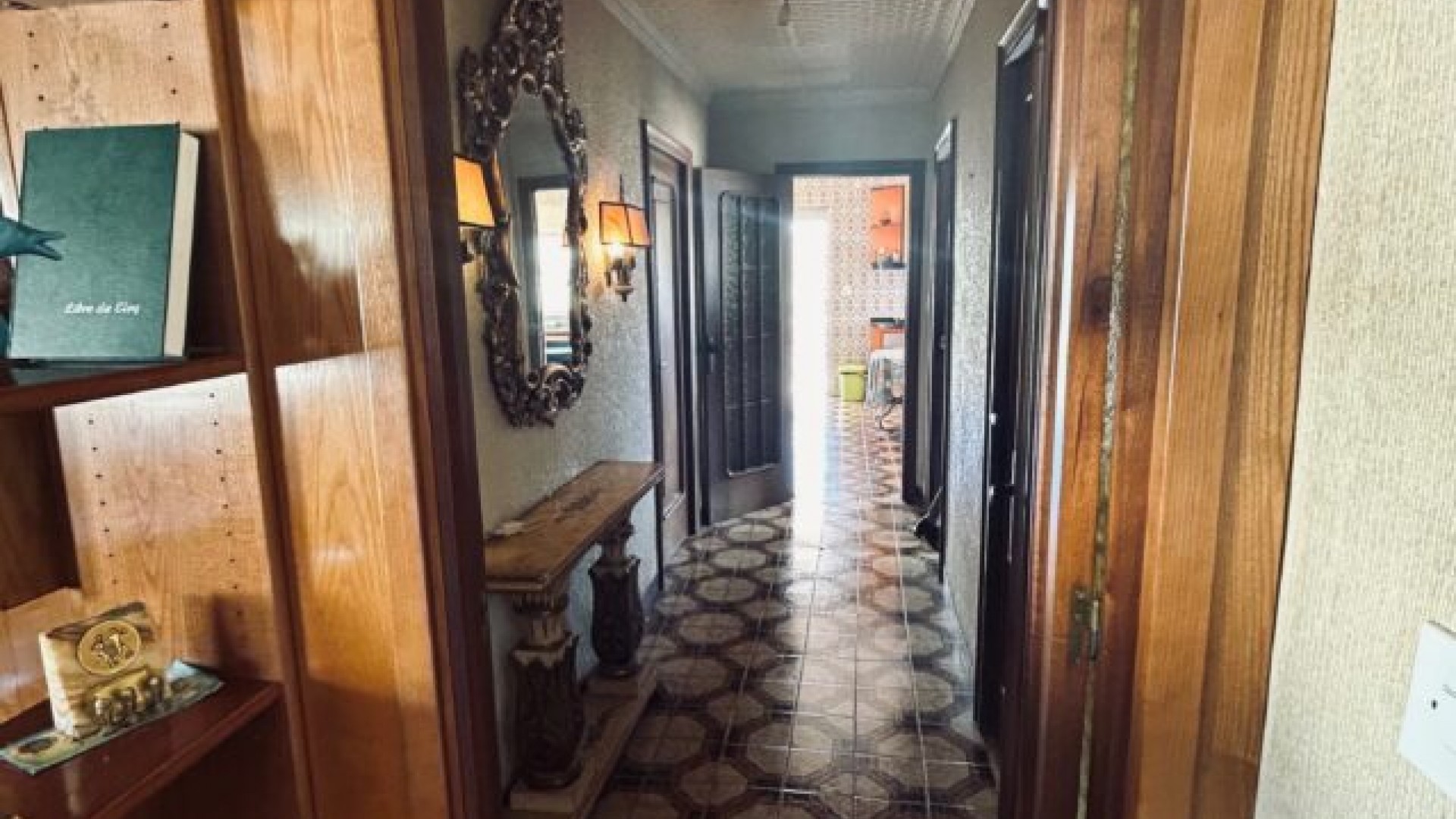 Herverkoop - Vrijstaande Villa -
Hondón de los Fráiles