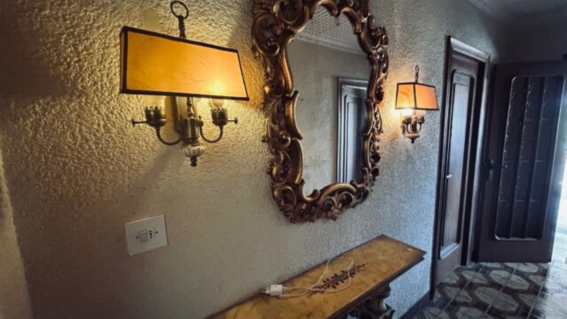 Herverkoop - Vrijstaande Villa -
Hondón de los Fráiles