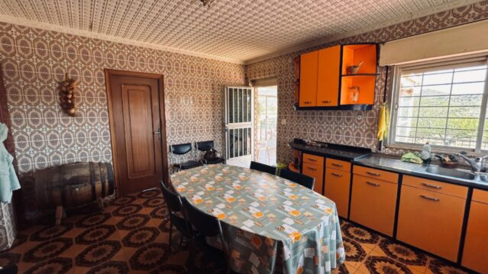 Herverkoop - Vrijstaande Villa -
Hondón de los Fráiles