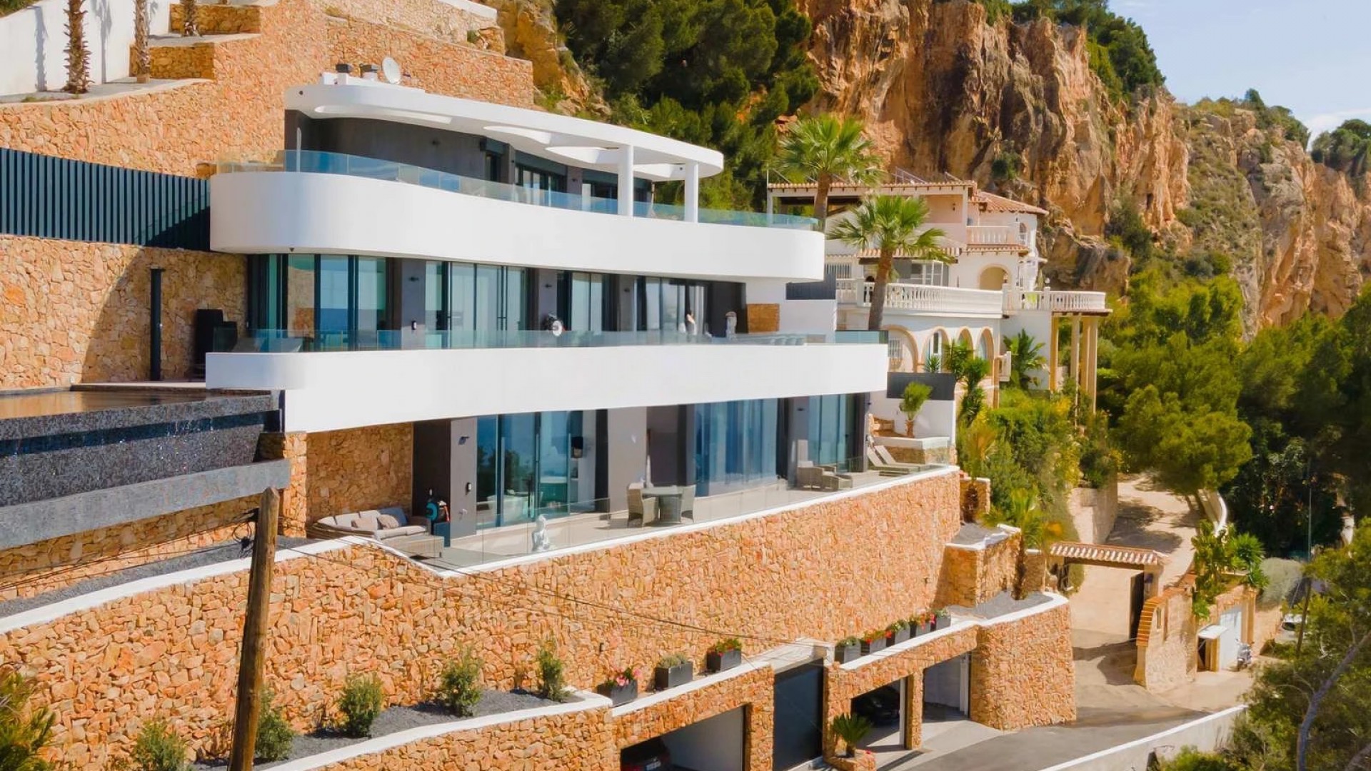 Herverkoop - Vrijstaande Villa -
Jávea - Arenal