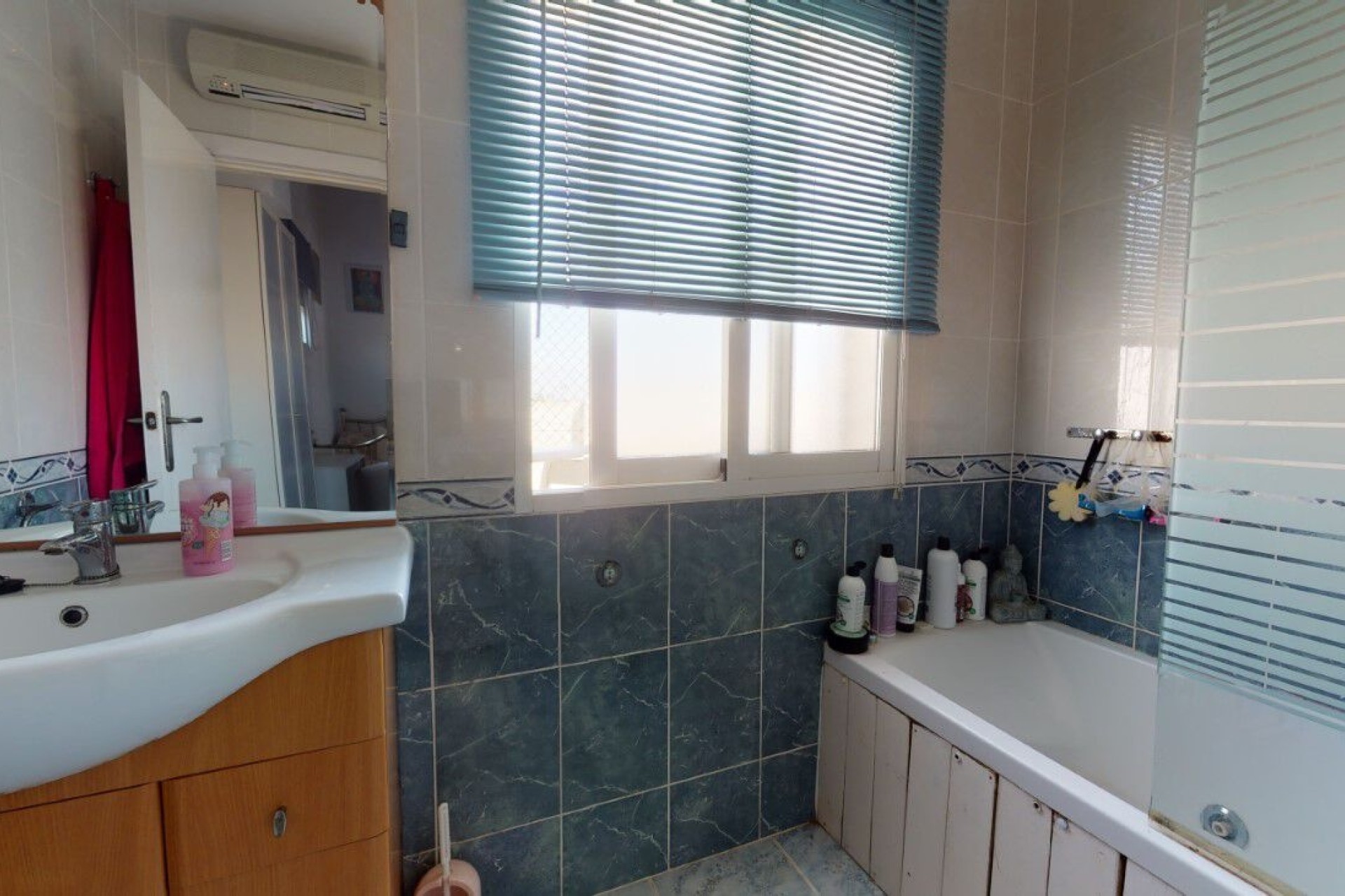 Herverkoop - Vrijstaande Villa -
La Manga del Mar Menor - La Manga