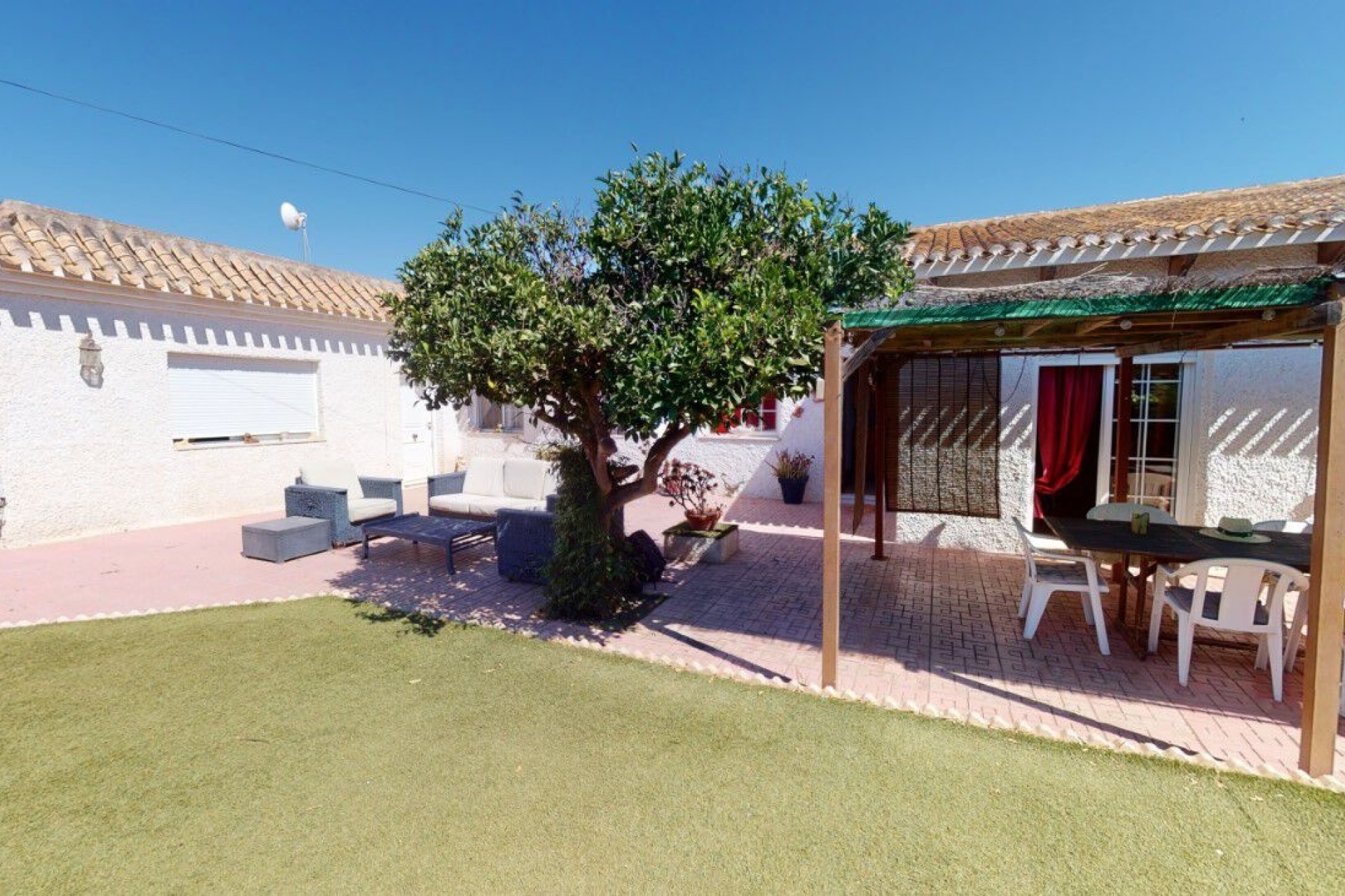 Herverkoop - Vrijstaande Villa -
La Manga del Mar Menor - La Manga