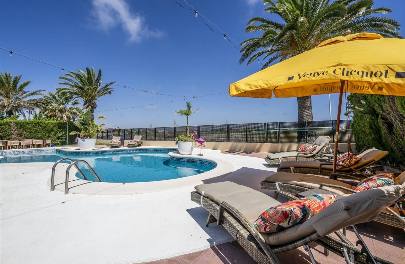 Herverkoop - Vrijstaande Villa -
La Manga del Mar Menor - La Manga