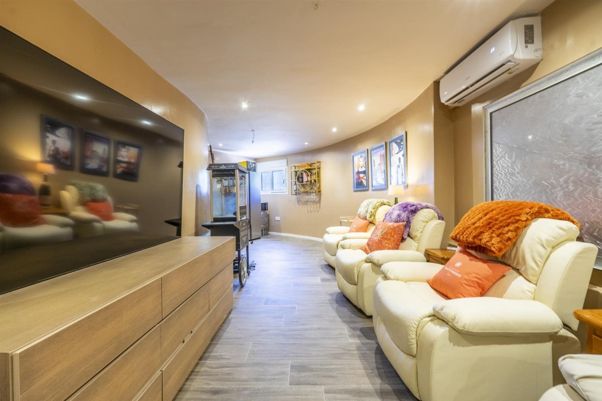 Herverkoop - Vrijstaande Villa -
La Manga del Mar Menor - La Manga
