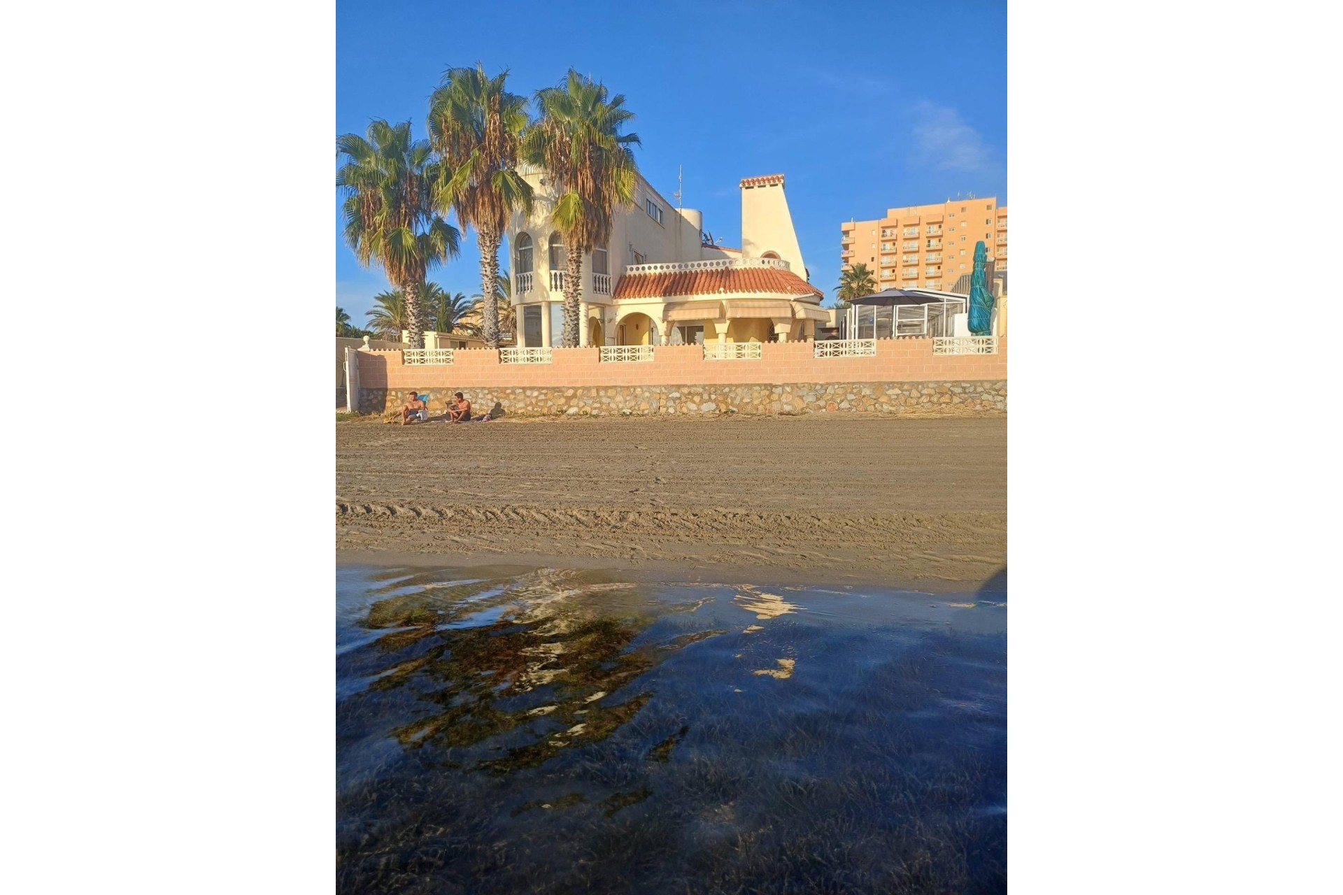 Herverkoop - Vrijstaande Villa -
La Manga del Mar Menor - VENEZIOLA
