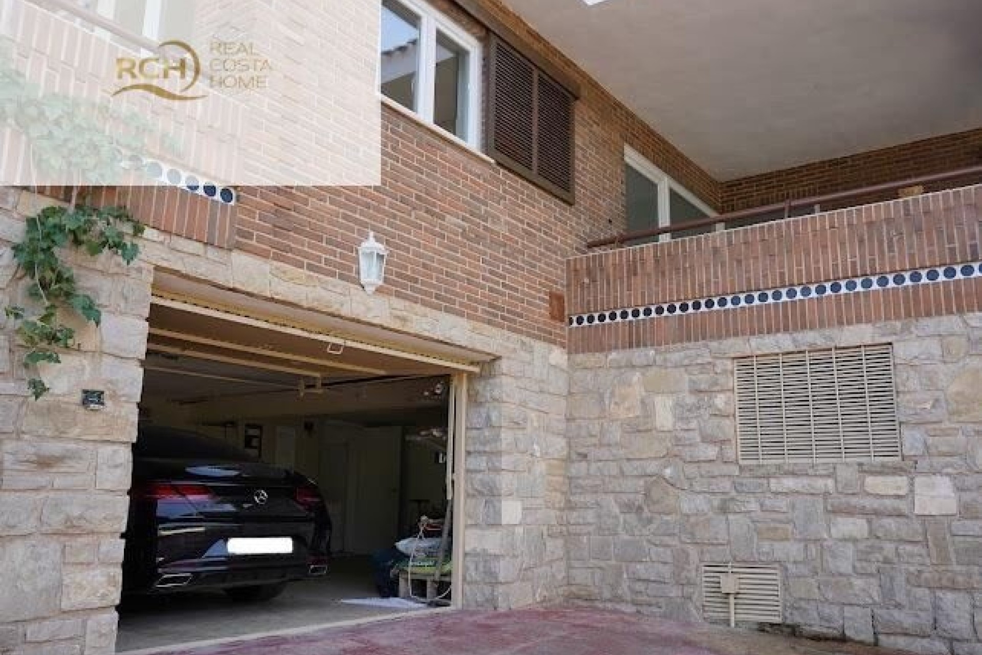 Herverkoop - Vrijstaande villa -
La Nucía - Montebello - Nou Espai