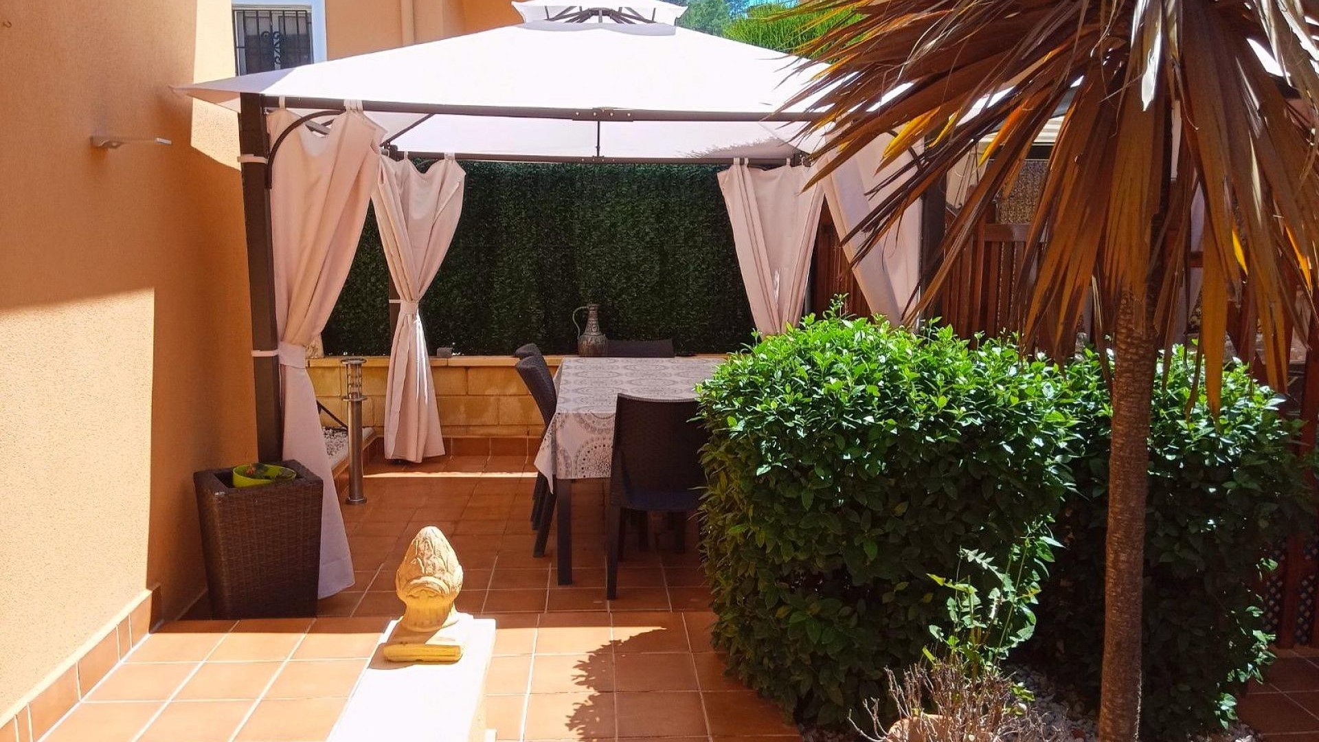 Herverkoop - Vrijstaande Villa -
La Romana