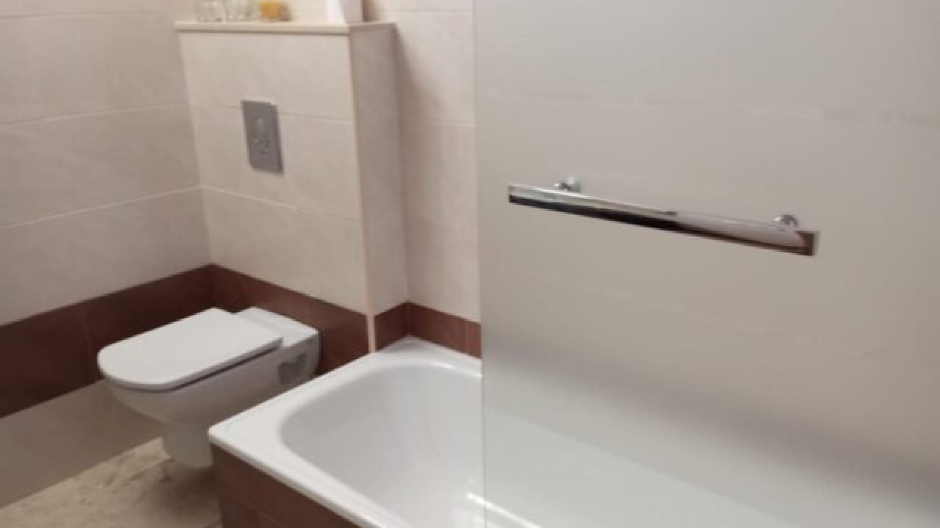 Herverkoop - Vrijstaande Villa -
La Romana