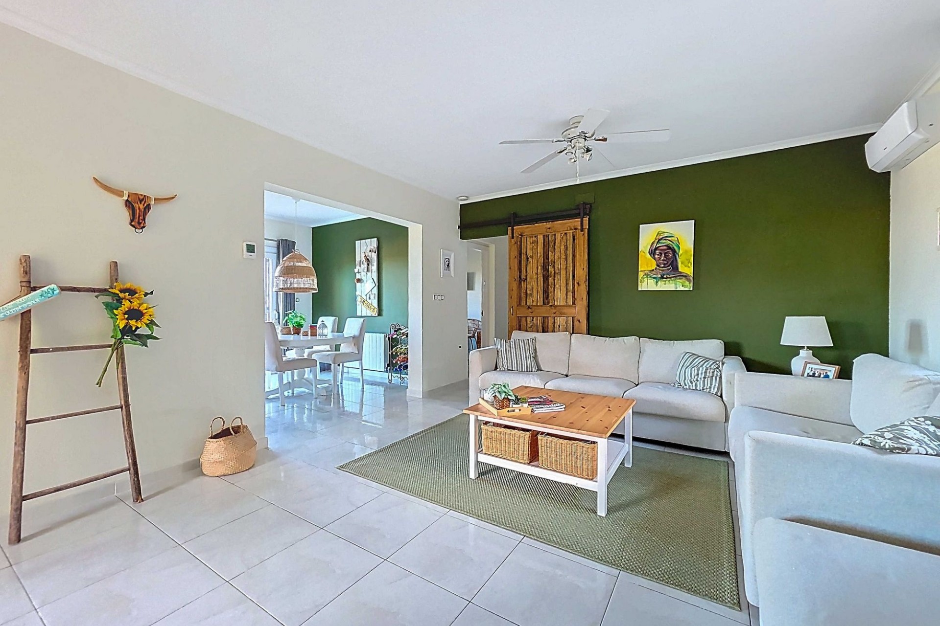 Herverkoop - Vrijstaande Villa -
La Zarza