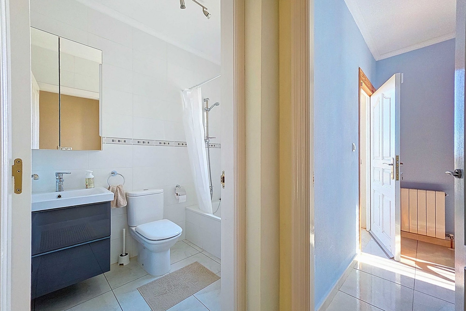 Herverkoop - Vrijstaande Villa -
La Zarza