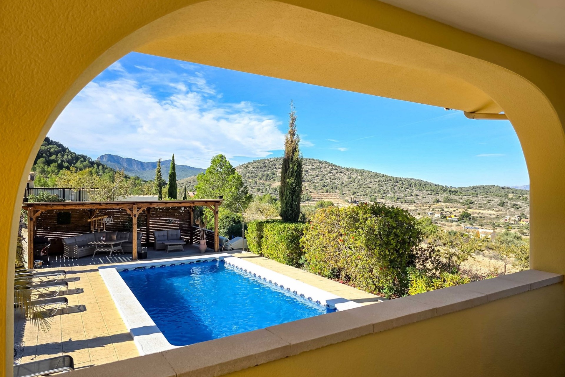 Herverkoop - Vrijstaande Villa -
La Zarza