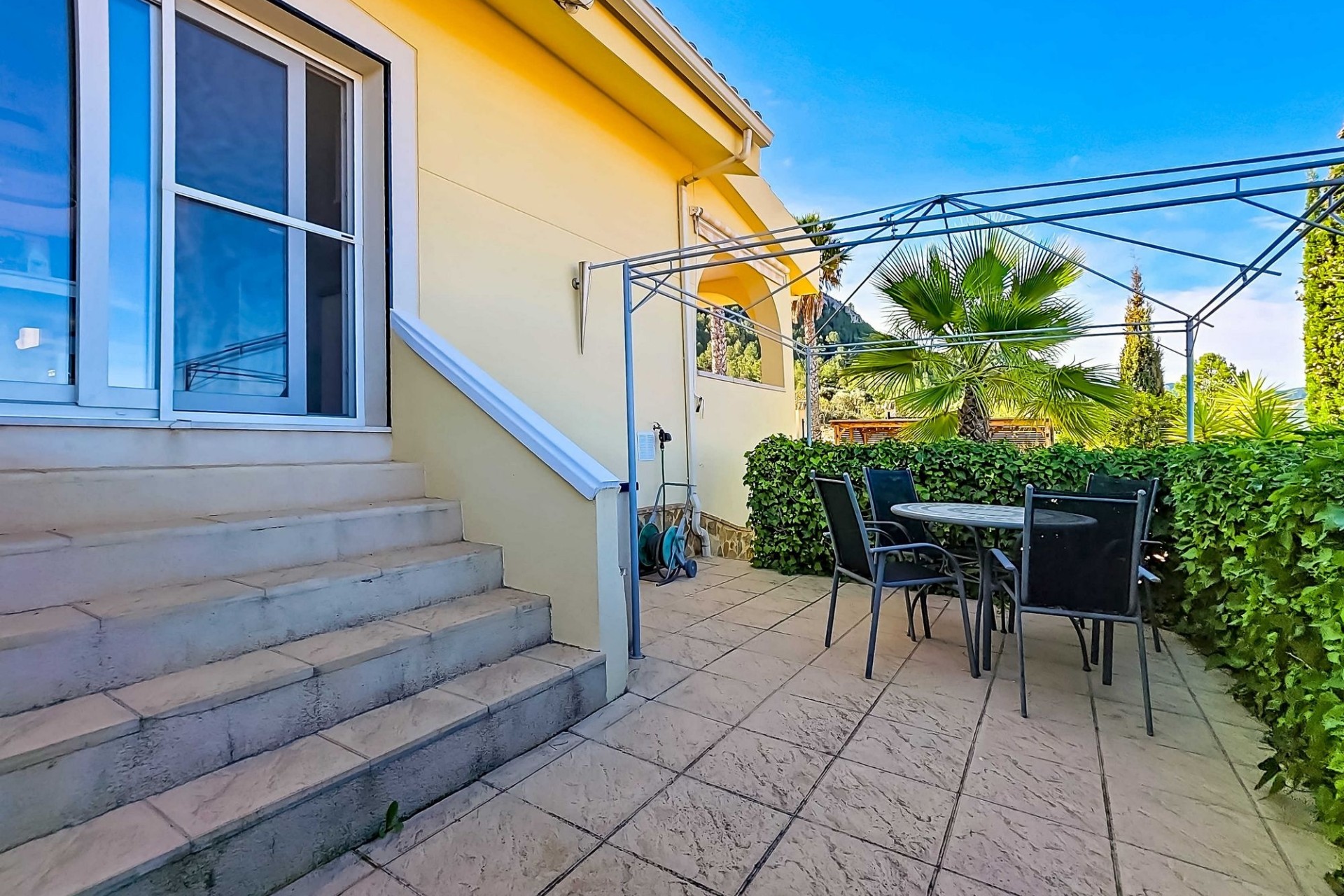 Herverkoop - Vrijstaande Villa -
La Zarza