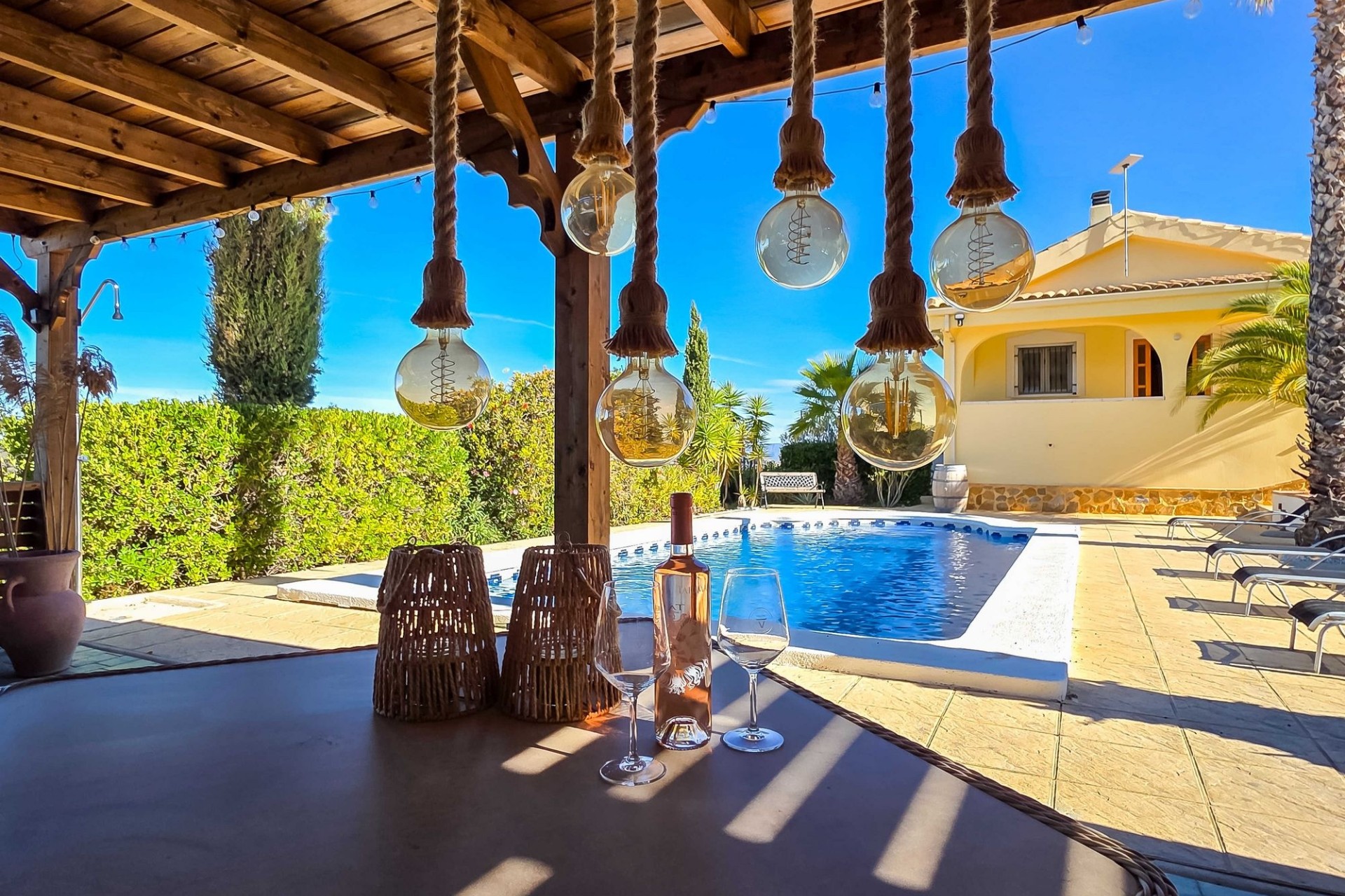 Herverkoop - Vrijstaande Villa -
La Zarza