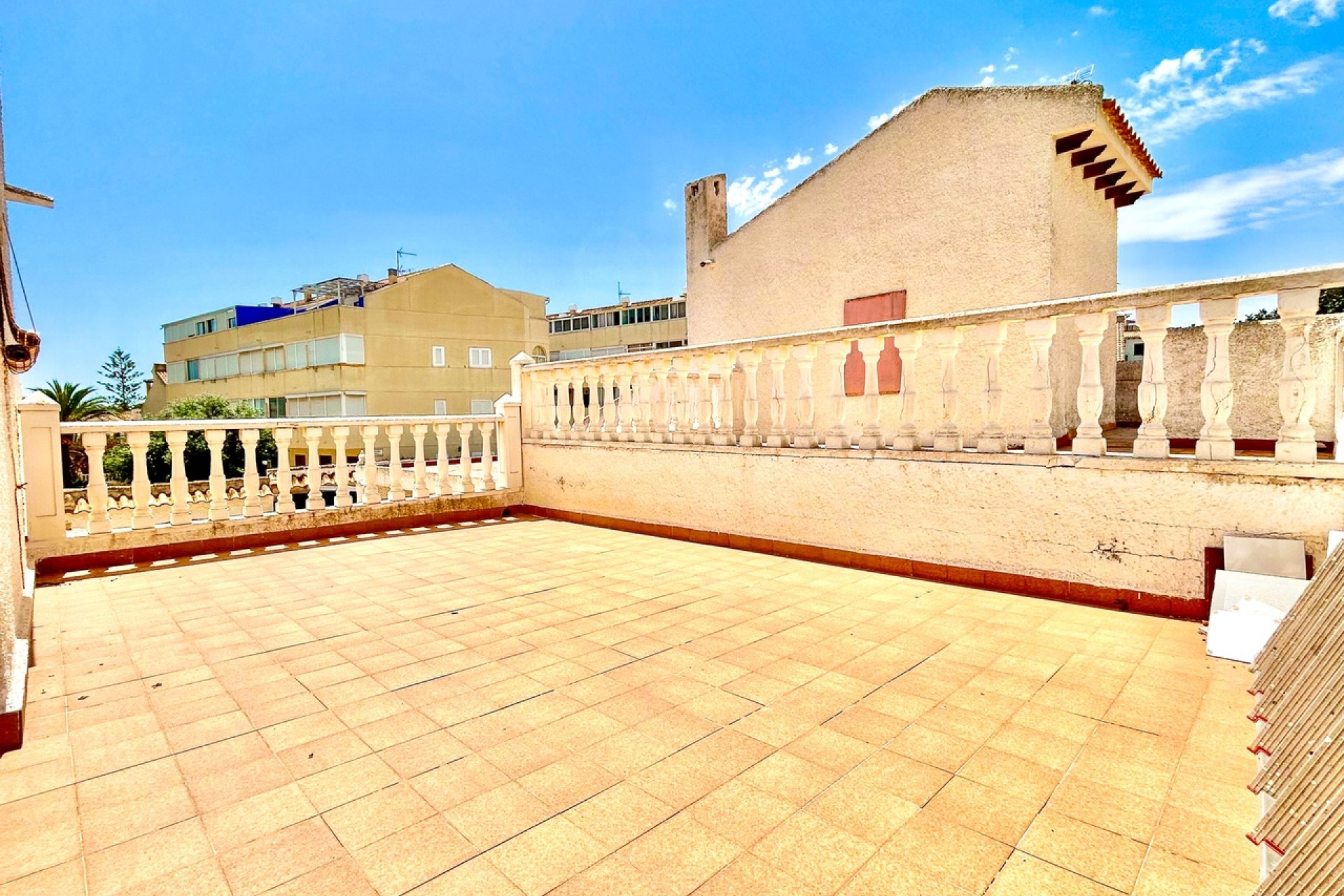 Herverkoop - Vrijstaande villa -
La Zenia - Costa Blanca