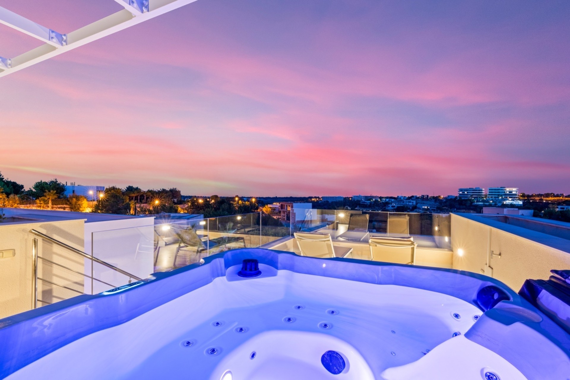 Herverkoop - Vrijstaande villa -
Las Colinas Golf Resort - Las Colinas Golf