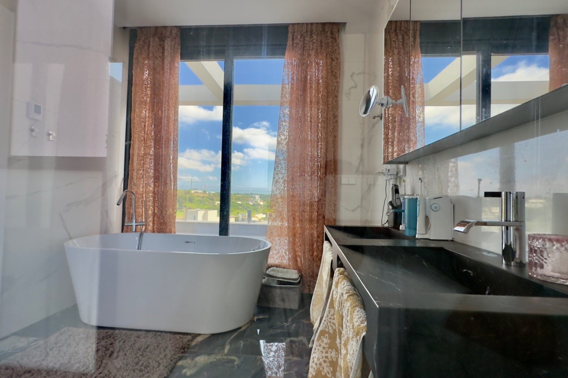 Herverkoop - Vrijstaande Villa -
Las Colinas Golf Resort