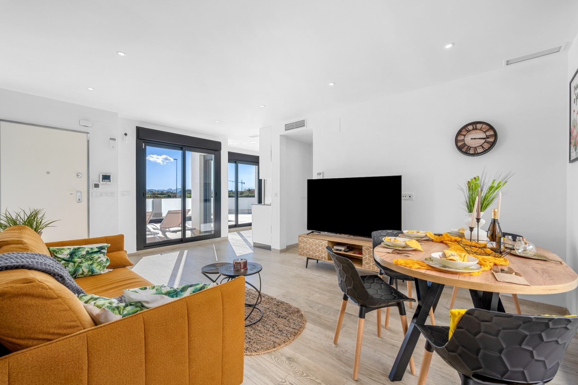 Herverkoop - Vrijstaande Villa -
Los Alcazares