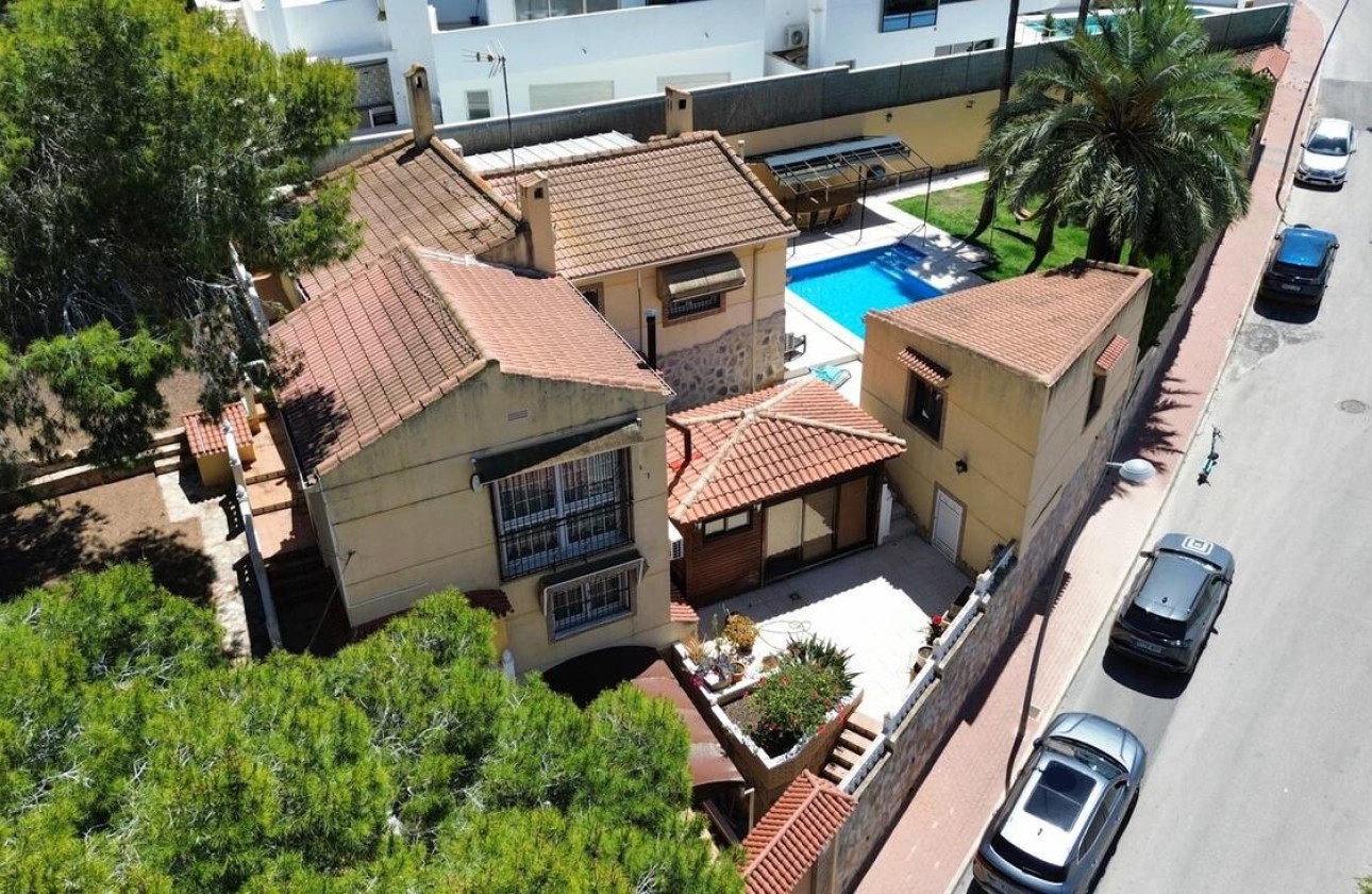 Herverkoop - Vrijstaande Villa -
Los Balcones - Los Altos del Edén - Costa Blanca