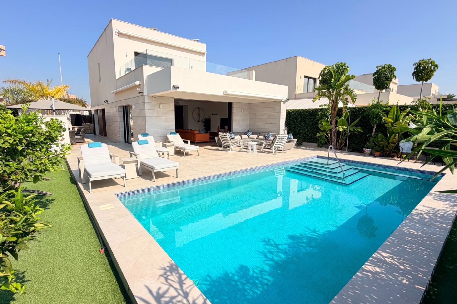 Herverkoop - Vrijstaande villa -
Los Montesinos - Los Montesinos - Urb. La Herrada