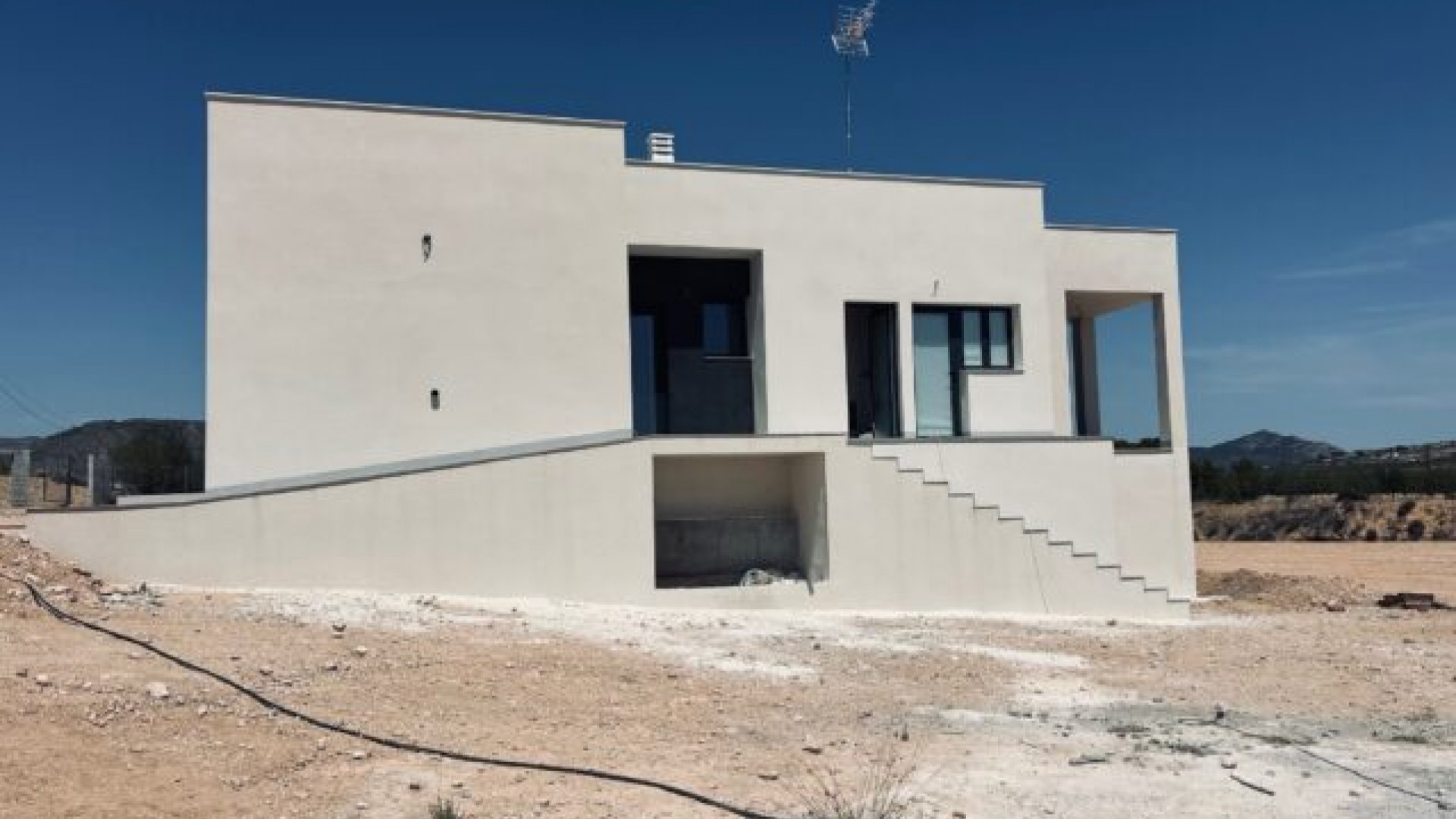 Herverkoop - Vrijstaande Villa -
Macisvenda - MACISVENDA