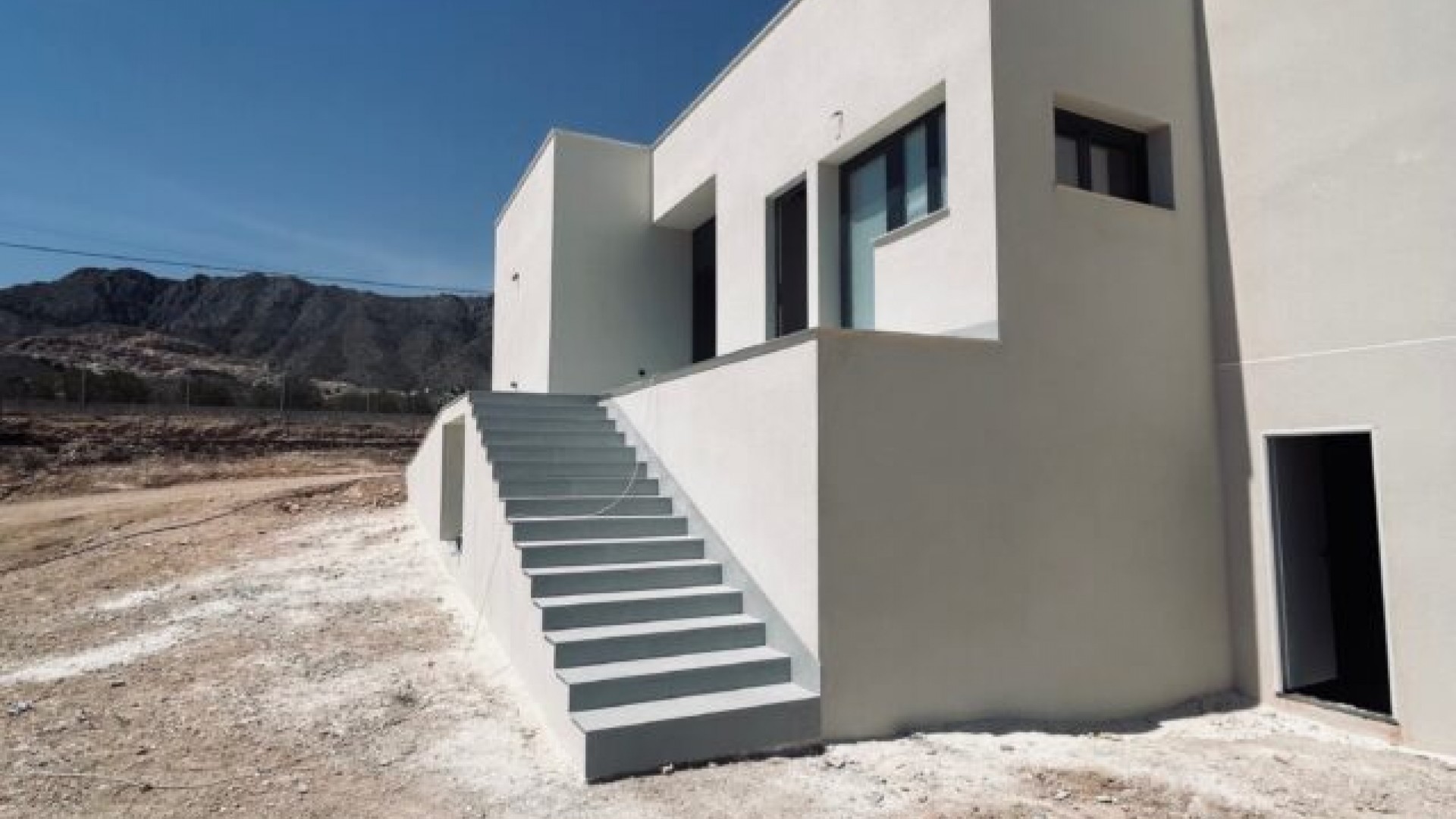 Herverkoop - Vrijstaande Villa -
Macisvenda - MACISVENDA