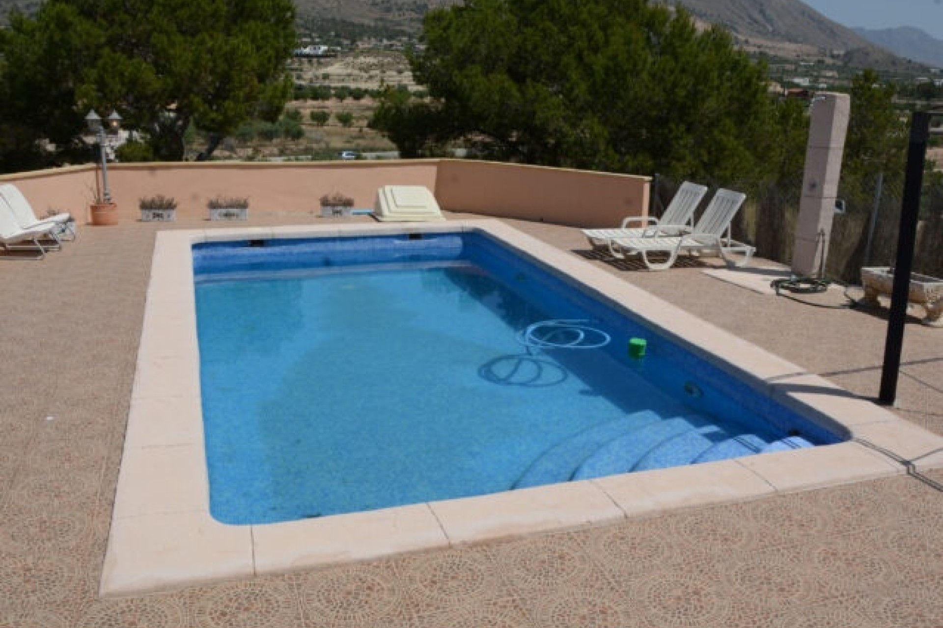 Herverkoop - Vrijstaande Villa -
Macisvenda