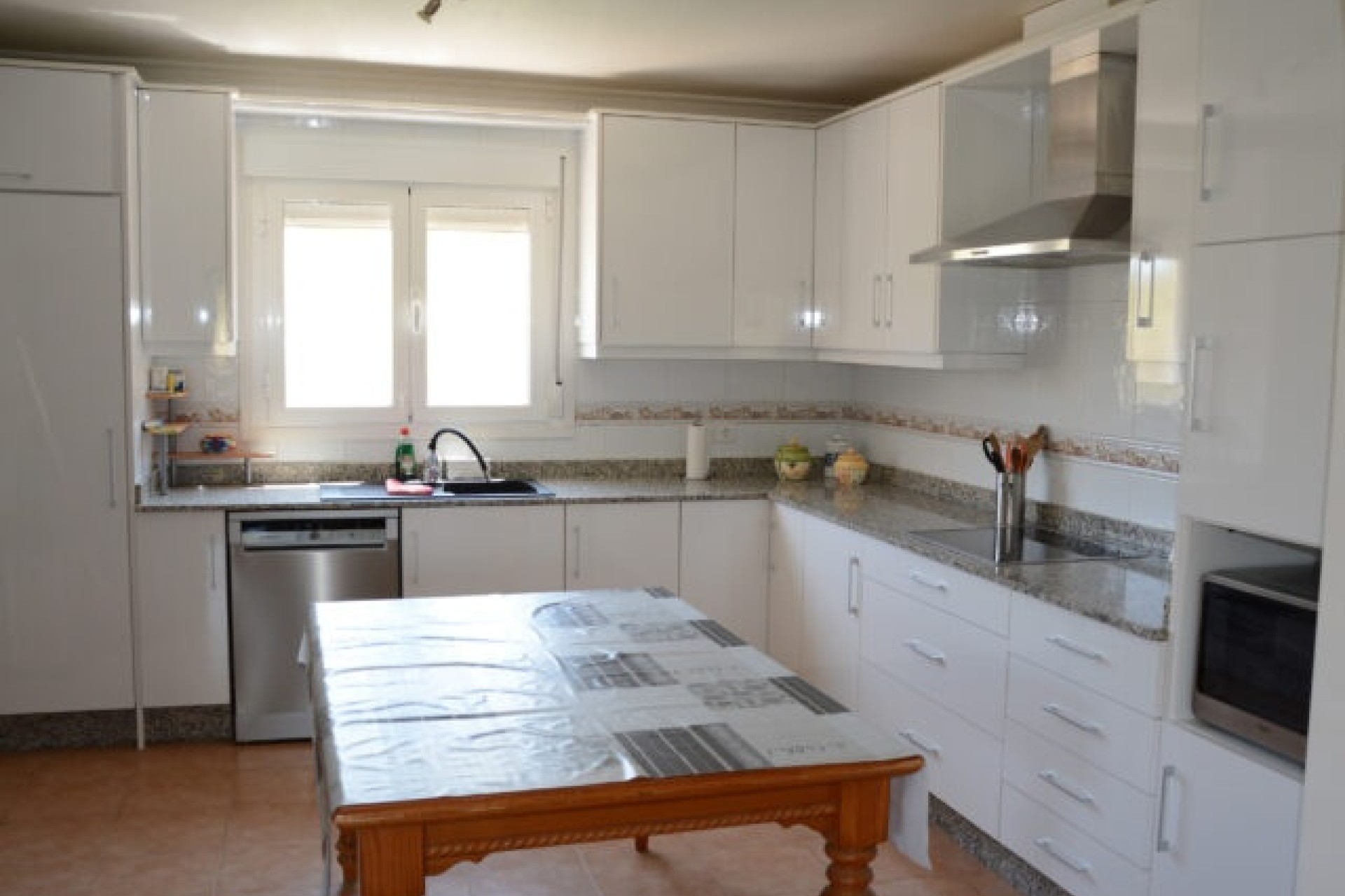 Herverkoop - Vrijstaande Villa -
Macisvenda