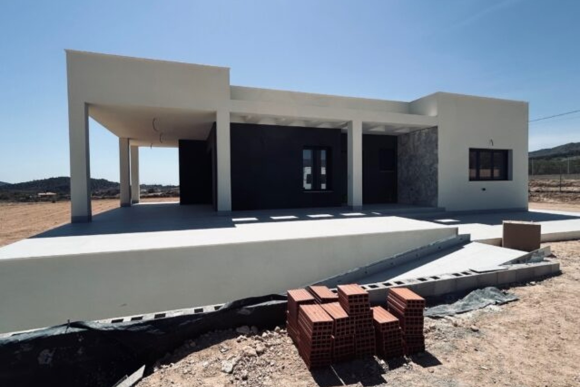 Herverkoop - Vrijstaande Villa -
Macisvenda