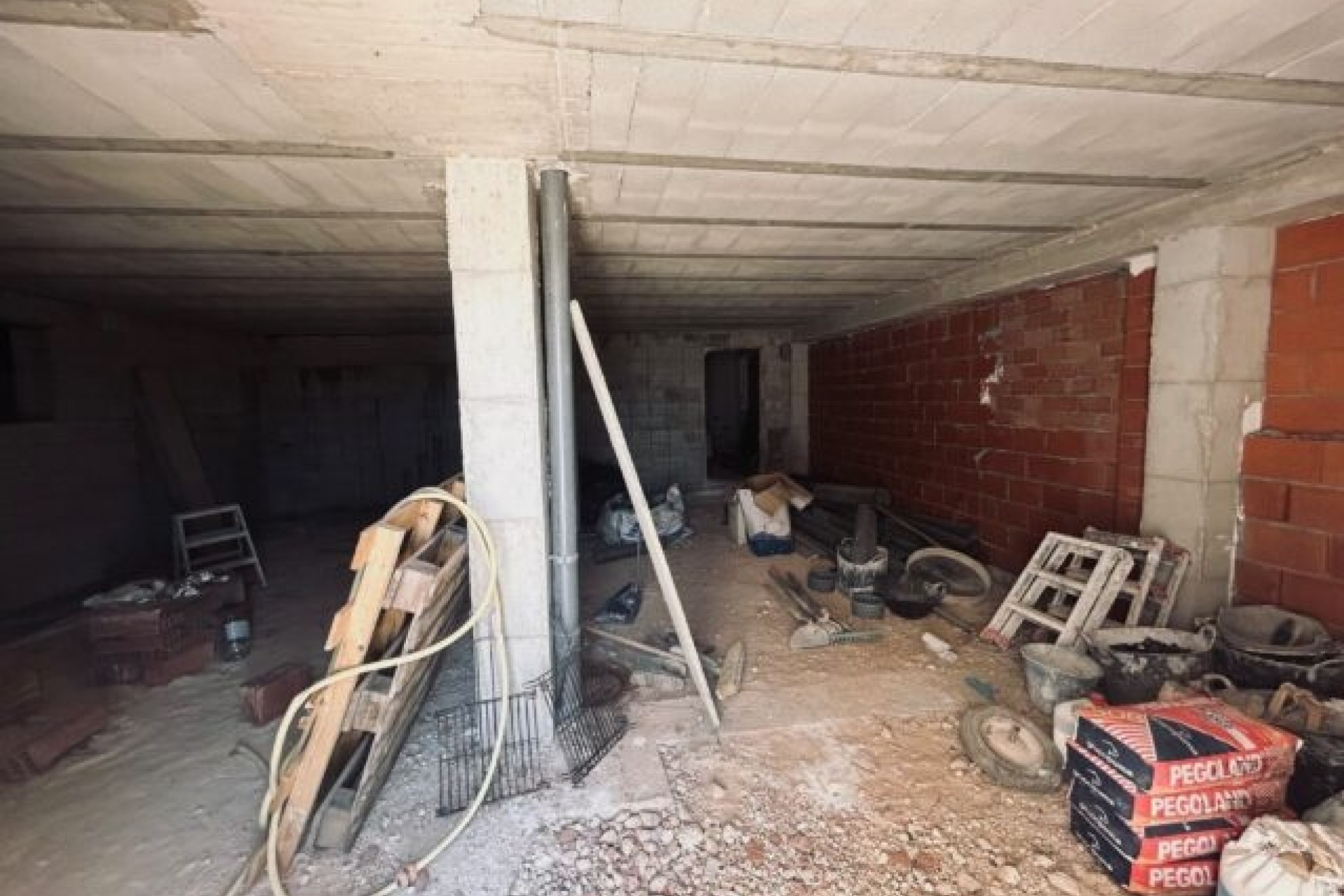 Herverkoop - Vrijstaande Villa -
Macisvenda