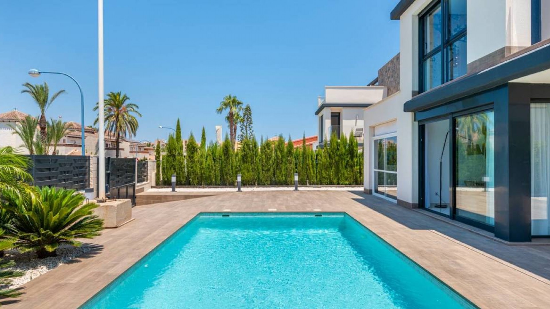 Herverkoop - Vrijstaande Villa -
Mar Menor