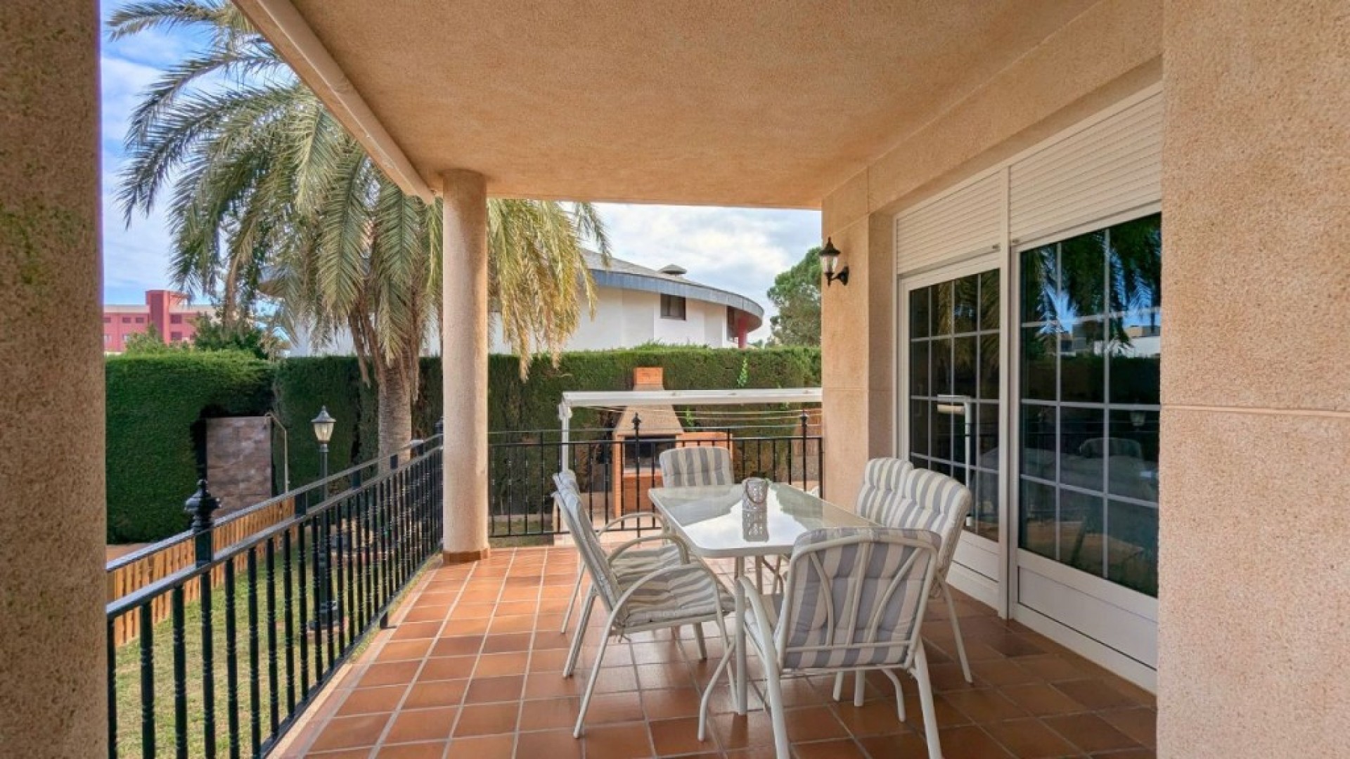 Herverkoop - Vrijstaande Villa -
Mil Palmeras