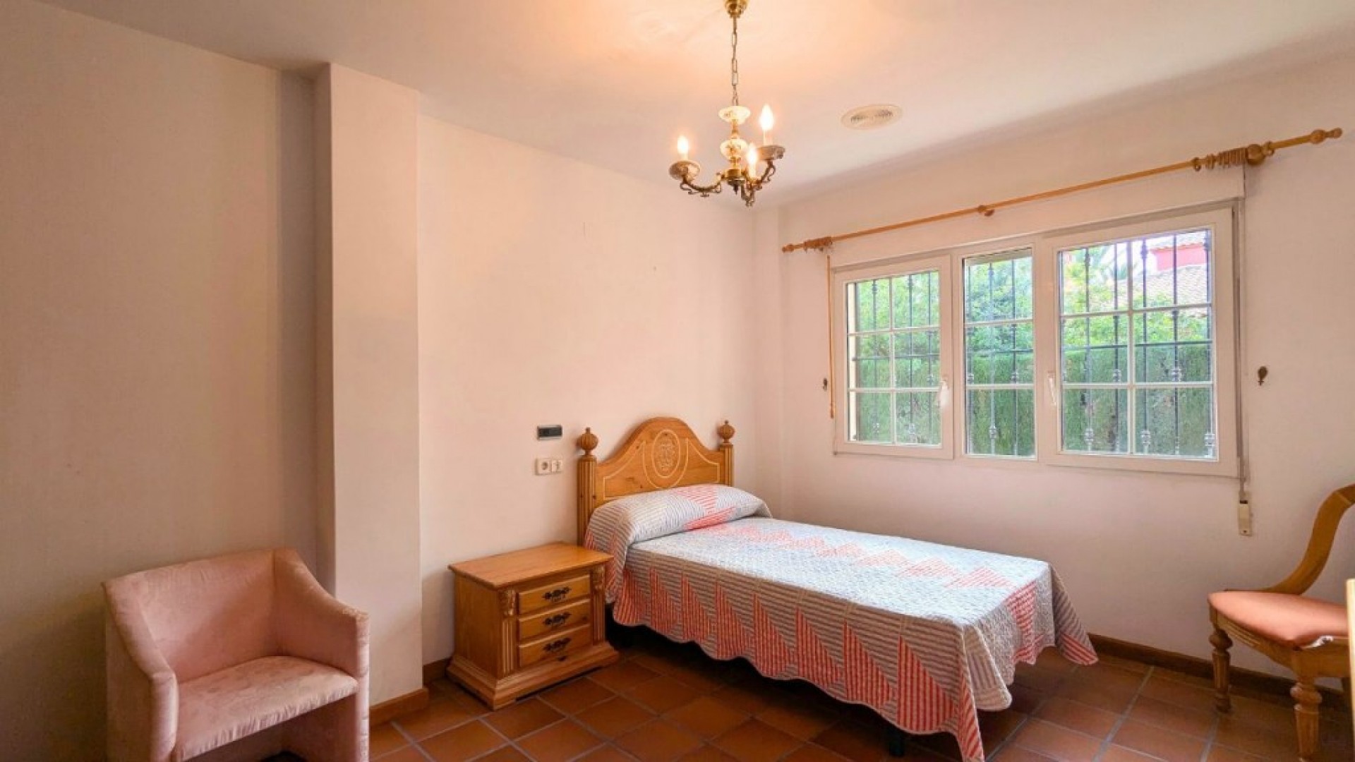 Herverkoop - Vrijstaande Villa -
Mil Palmeras