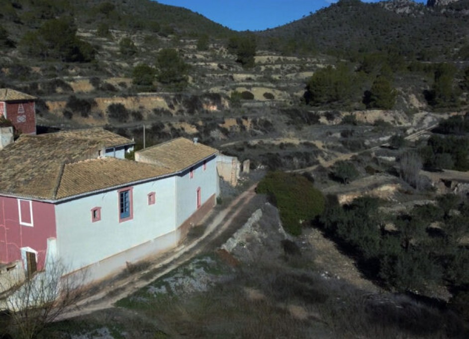 Herverkoop - Vrijstaande Villa -
Monóvar