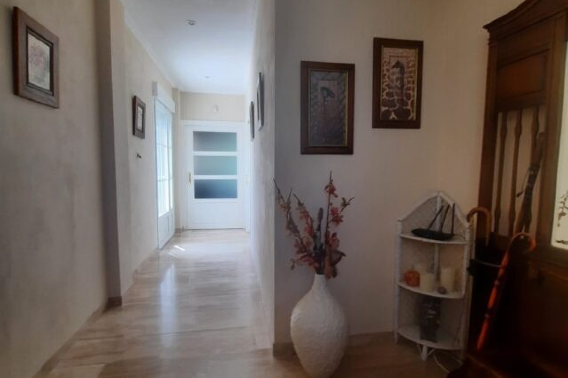 Herverkoop - Vrijstaande Villa -
Monóvar