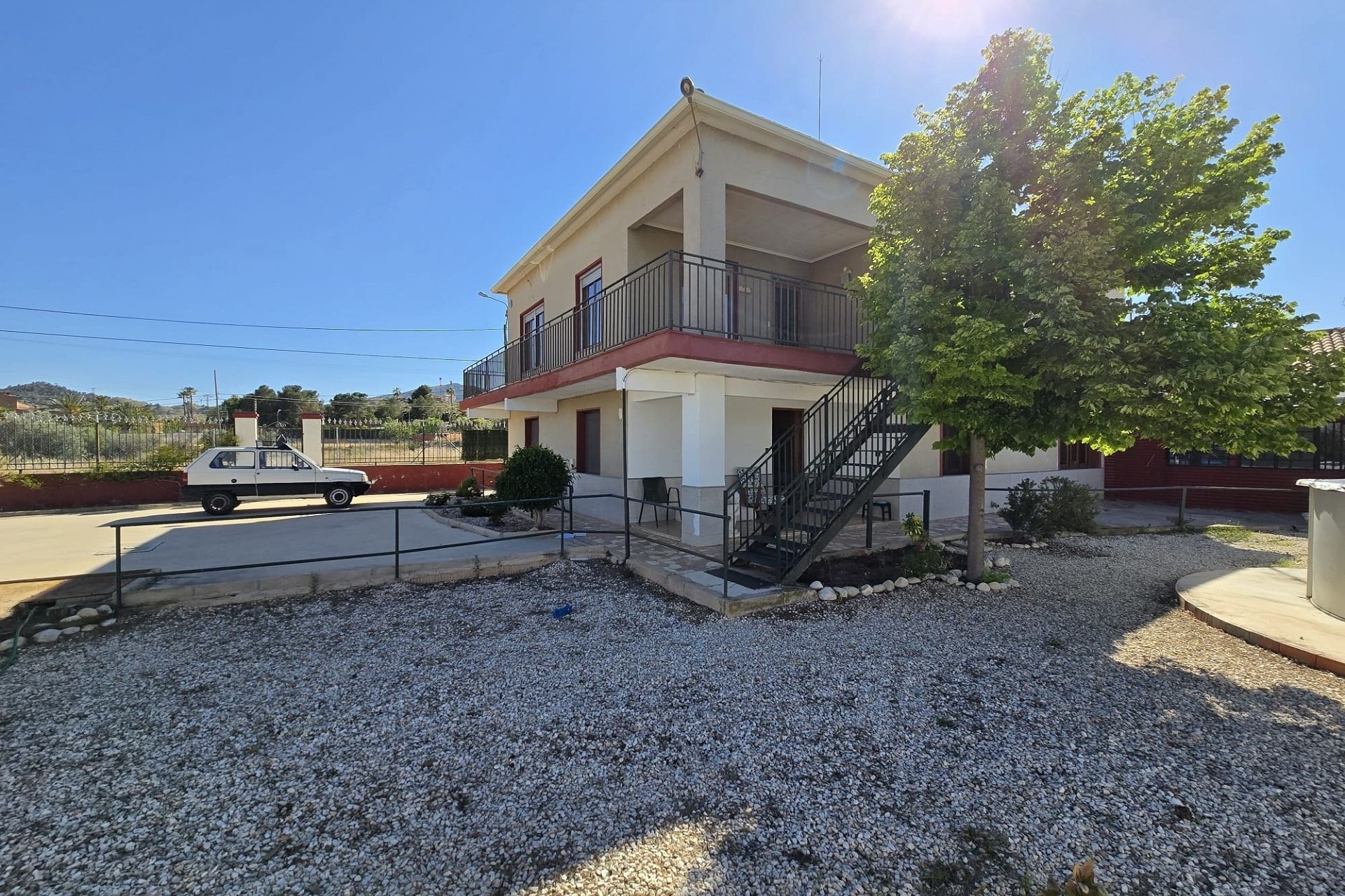 Herverkoop - Vrijstaande Villa -
Monóvar