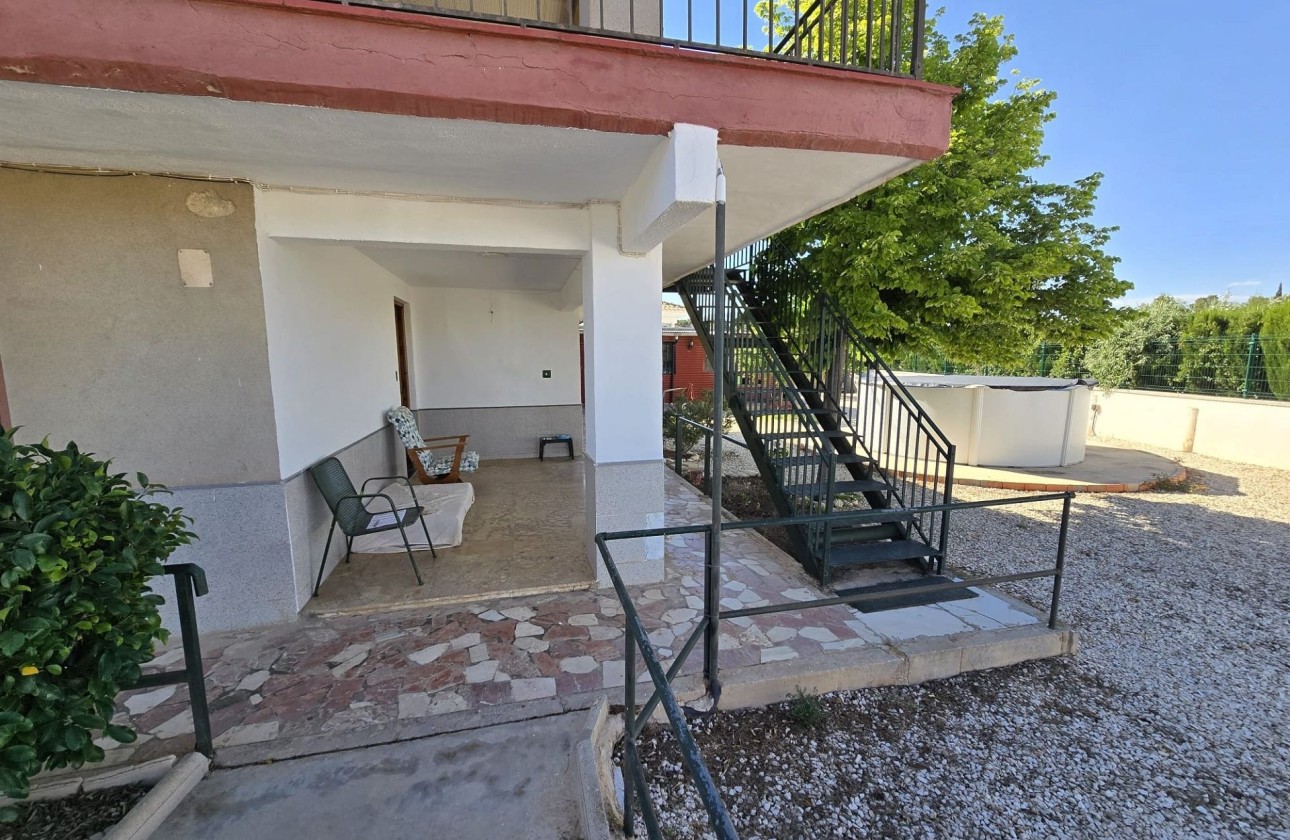 Herverkoop - Vrijstaande Villa -
Monóvar