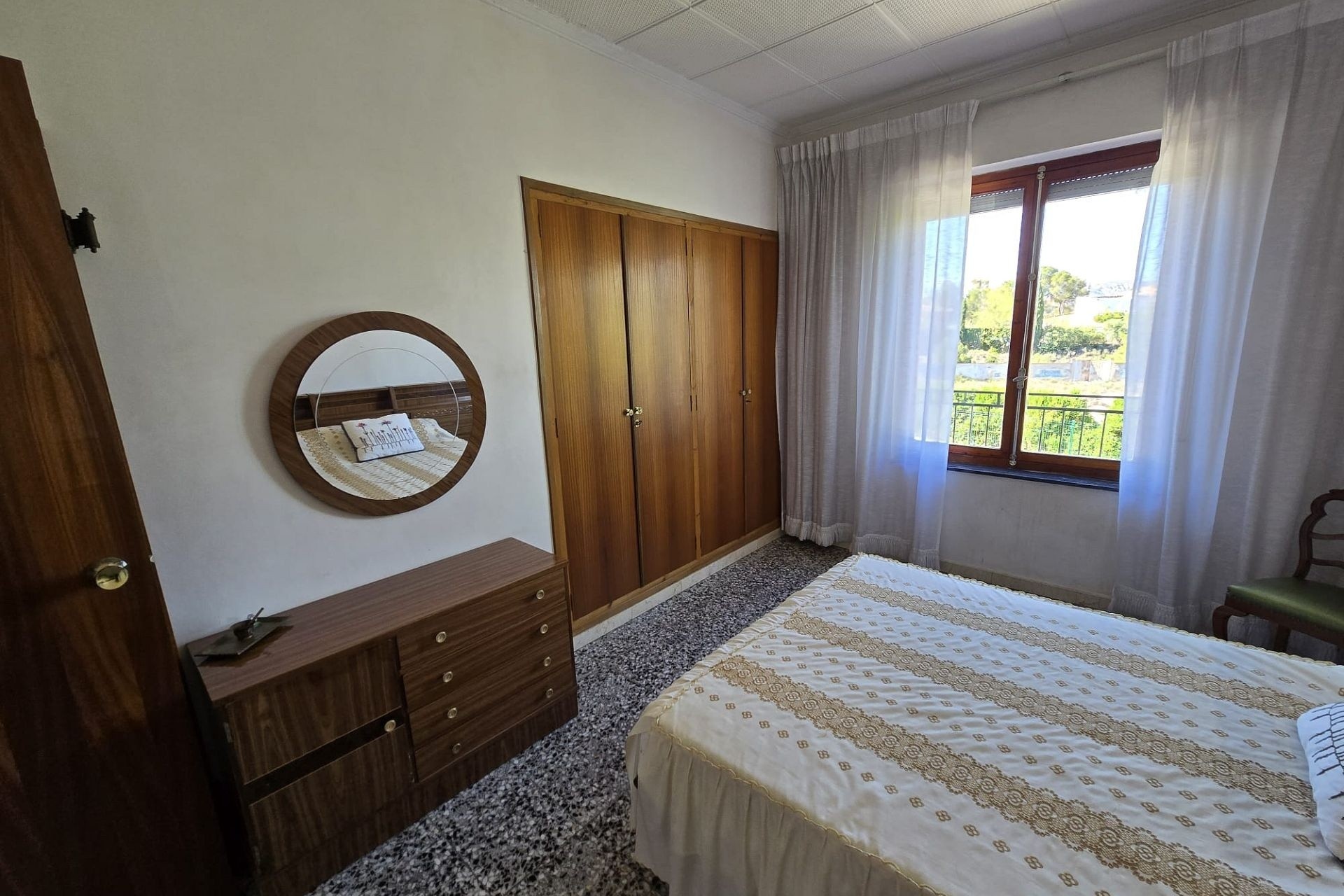 Herverkoop - Vrijstaande Villa -
Monóvar