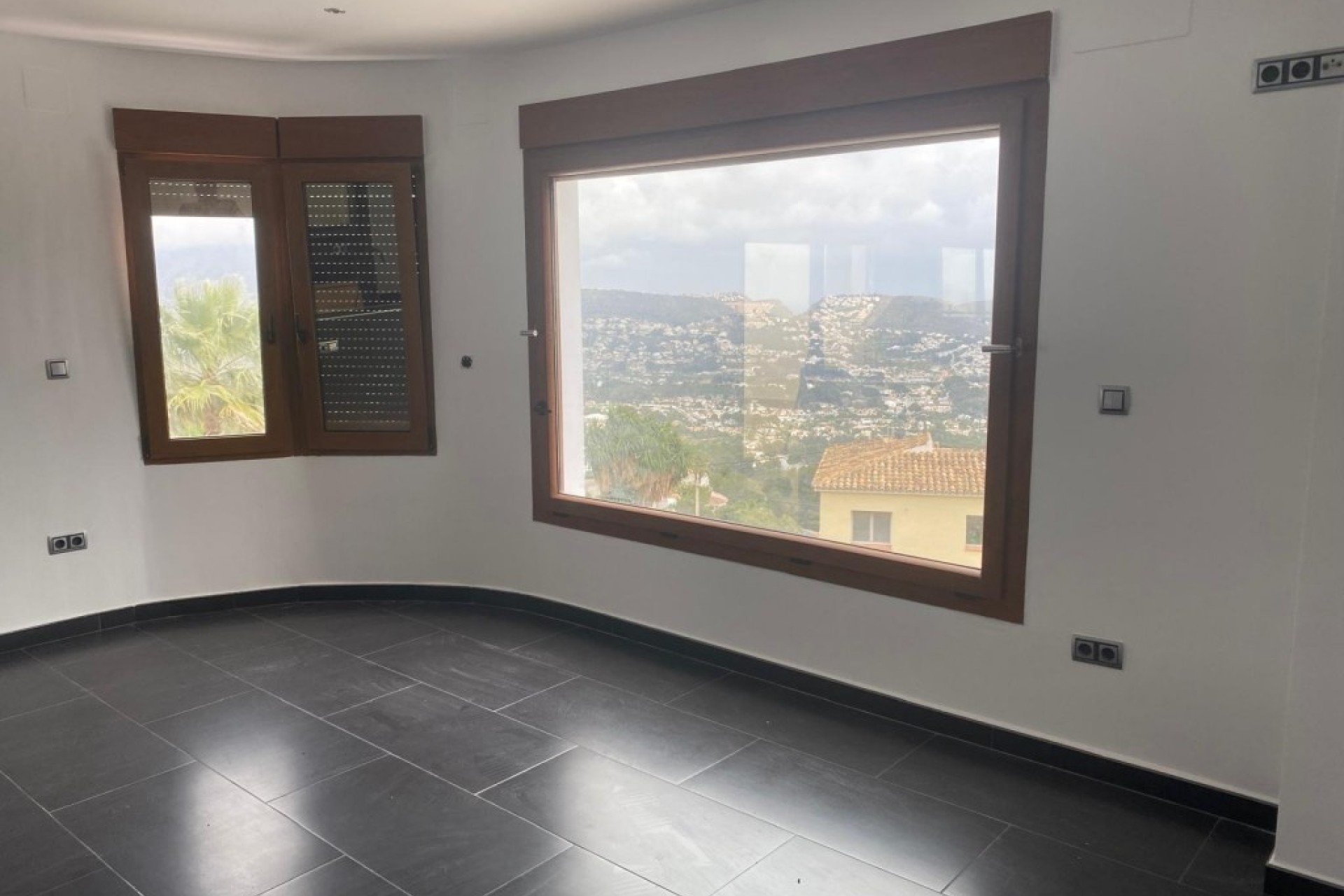 Herverkoop - Vrijstaande Villa -
Moraira - Costa Blanca