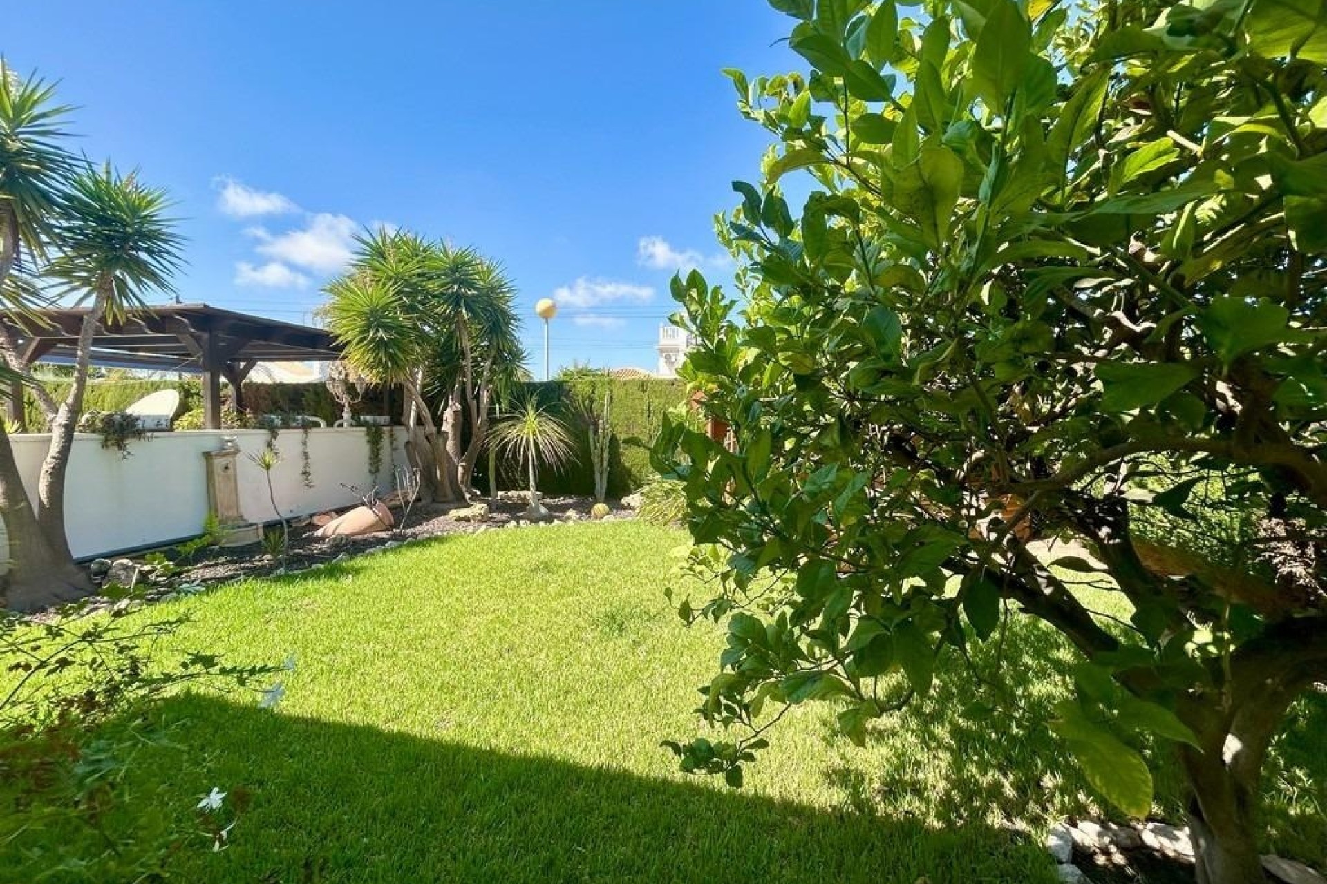 Herverkoop - Vrijstaande Villa -
Orihuela Costa - Aguamarina