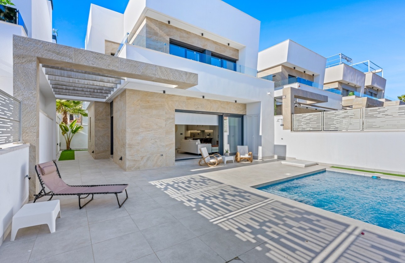 Herverkoop - Vrijstaande villa -
Orihuela Costa - Blue Lagoon*
