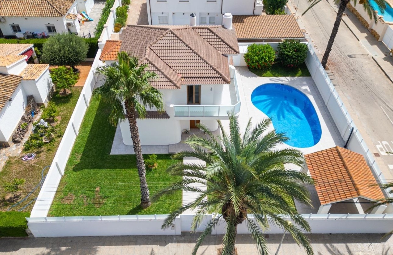 Herverkoop - Vrijstaande Villa -
Orihuela Costa - Cabo Roig