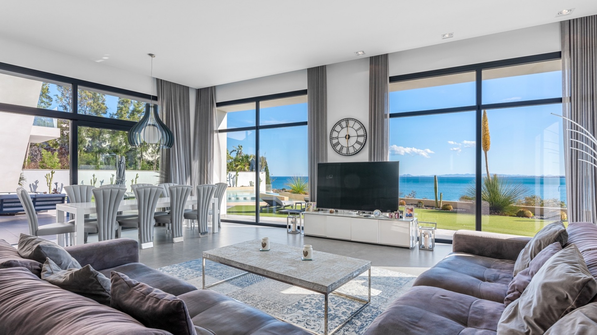 Herverkoop - Vrijstaande Villa -
Orihuela Costa - Cabo Roig