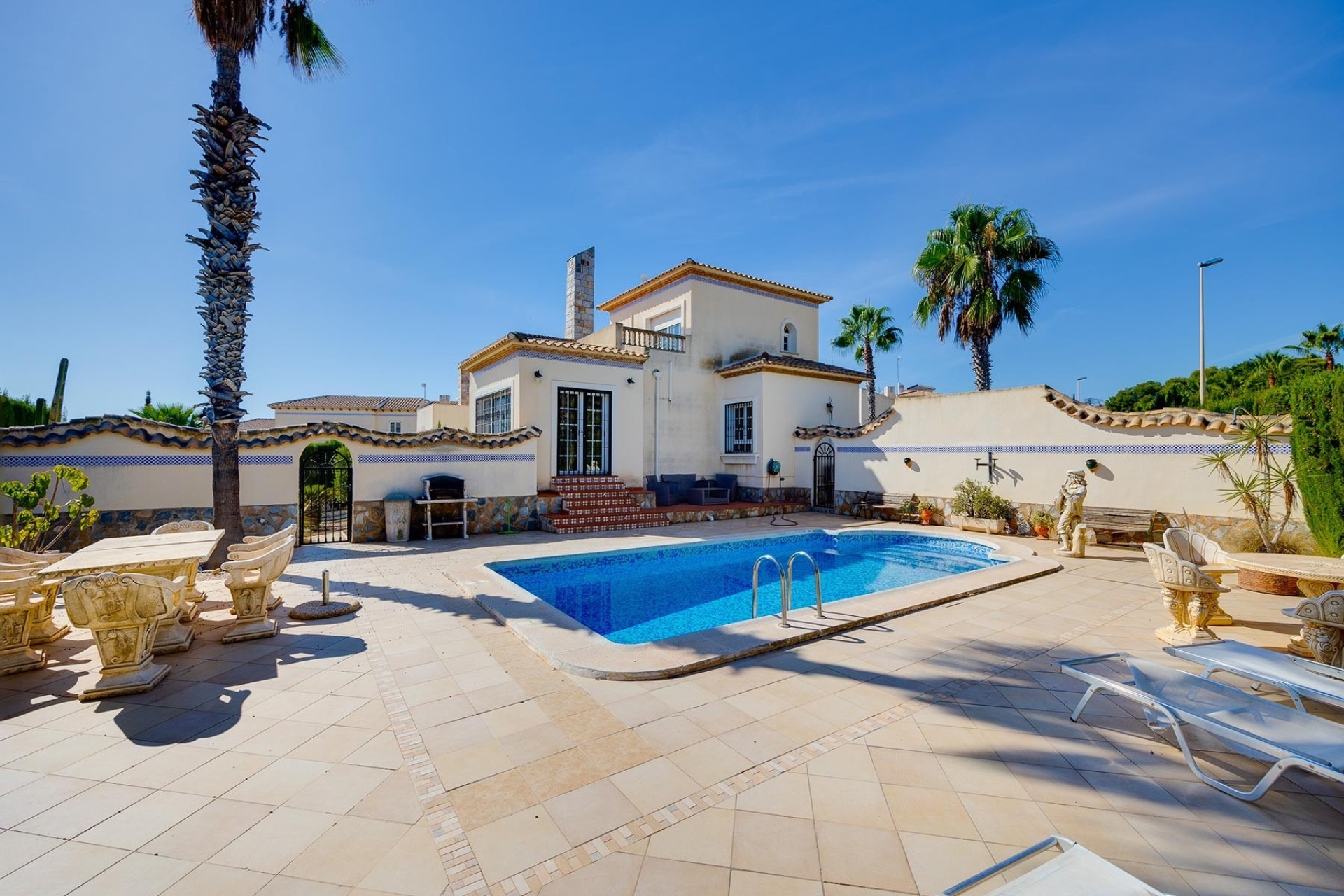 Herverkoop - Vrijstaande Villa -
Orihuela Costa - Costa Blanca