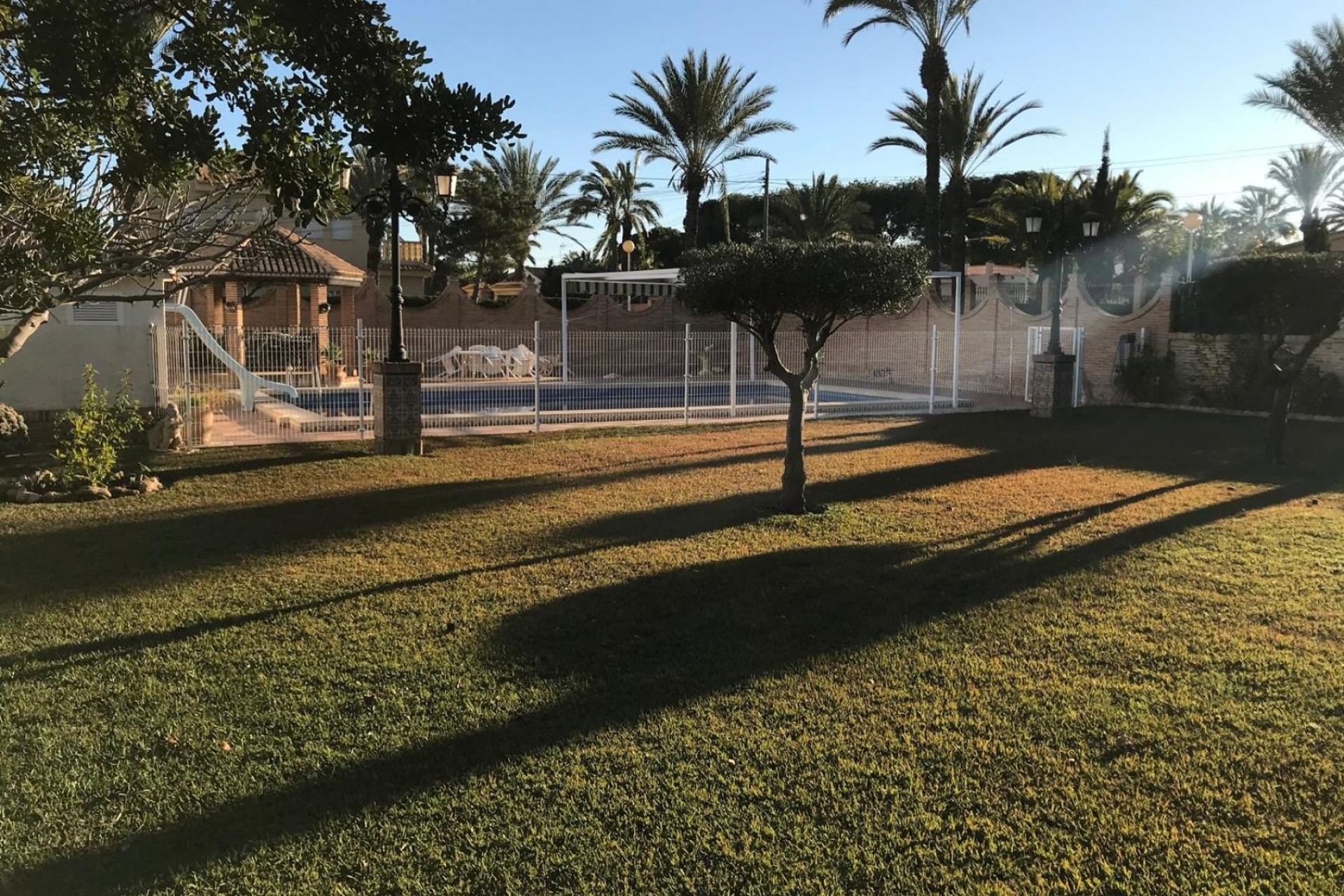 Herverkoop - Vrijstaande Villa -
Orihuela Costa - Costa Blanca