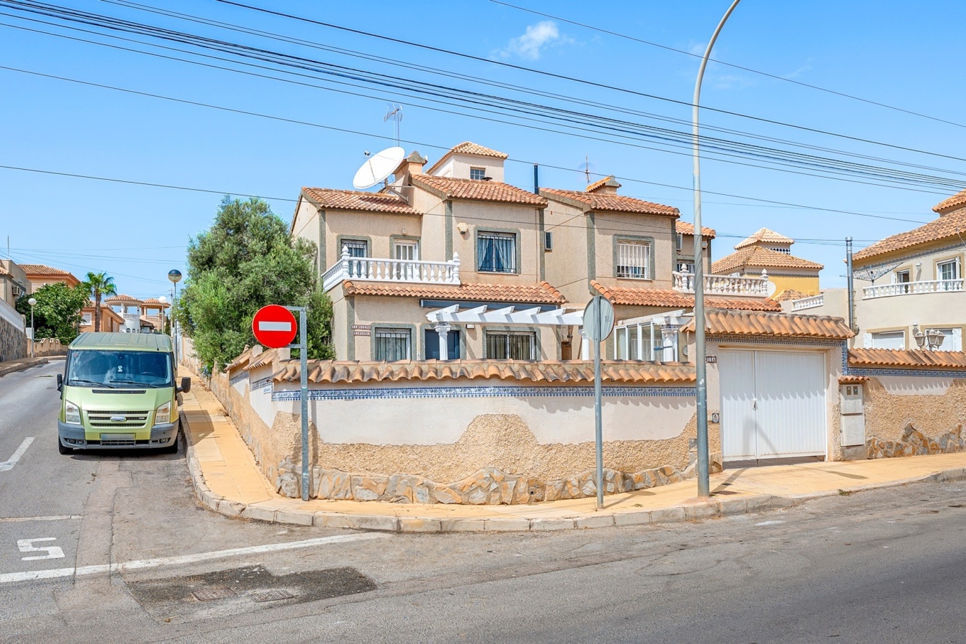 Herverkoop - Vrijstaande Villa -
Orihuela Costa - El Galan