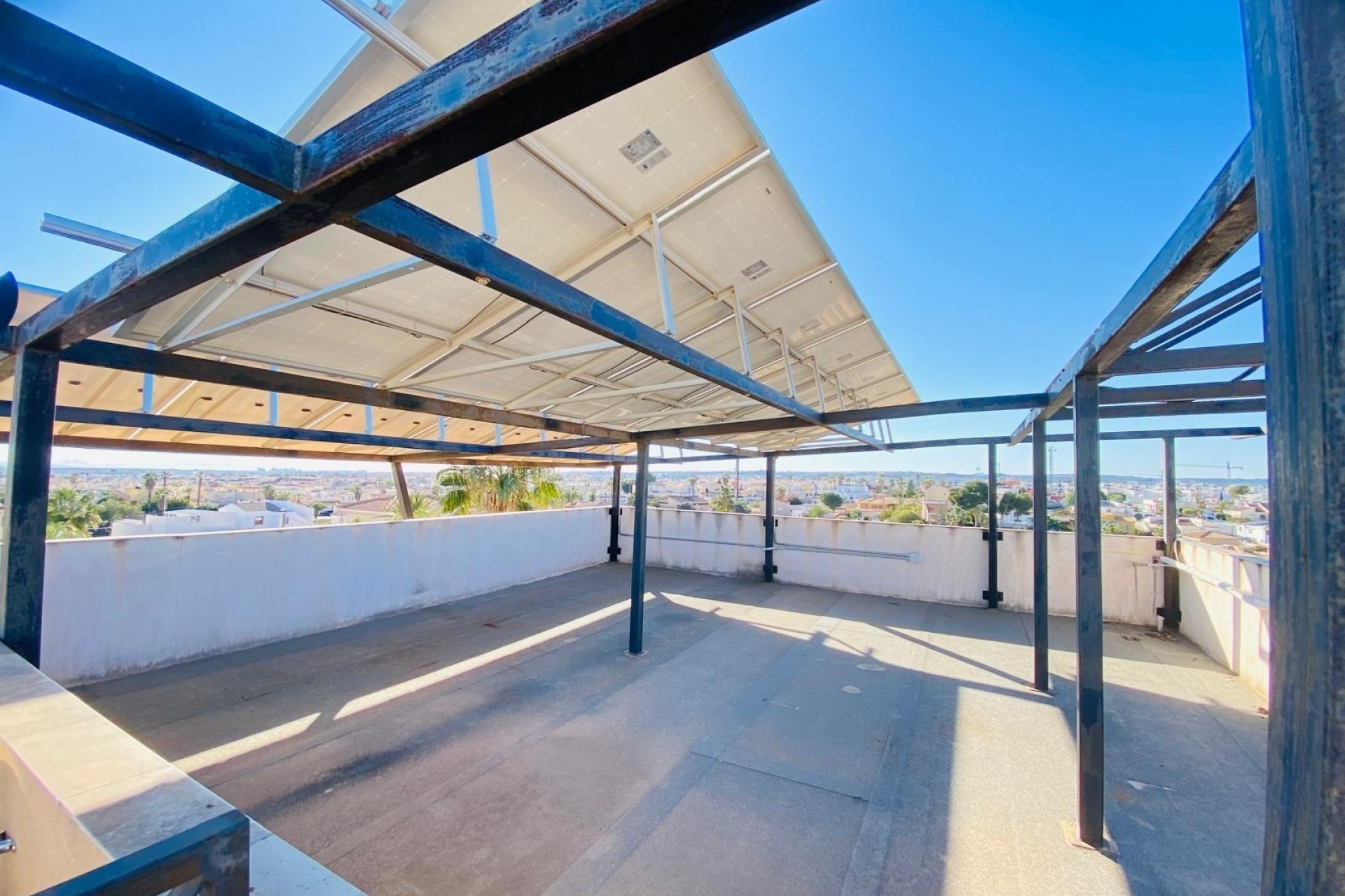 Herverkoop - Vrijstaande Villa -
Orihuela Costa - La Florida