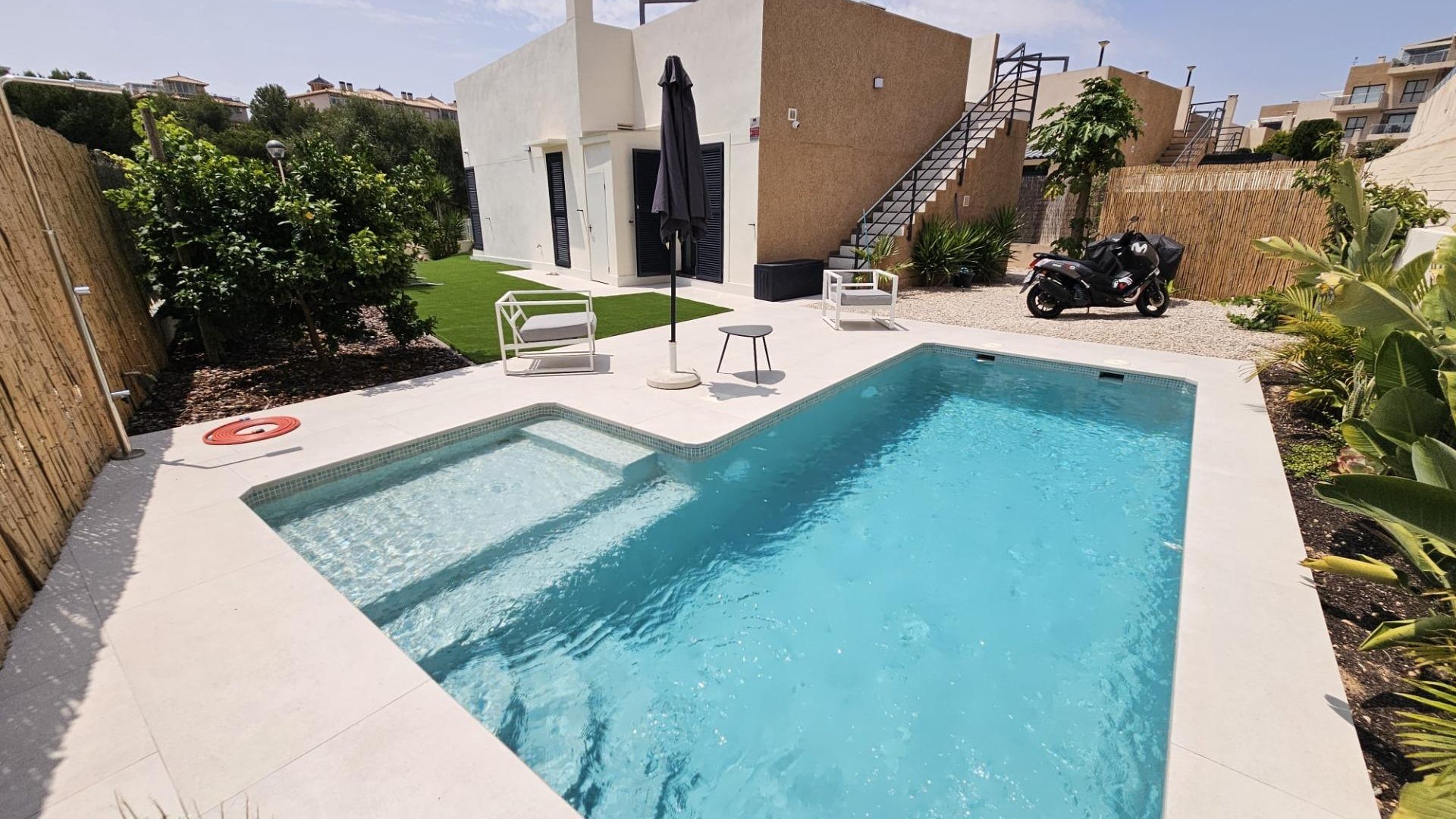 Herverkoop - Vrijstaande Villa -
Orihuela Costa - La Regia