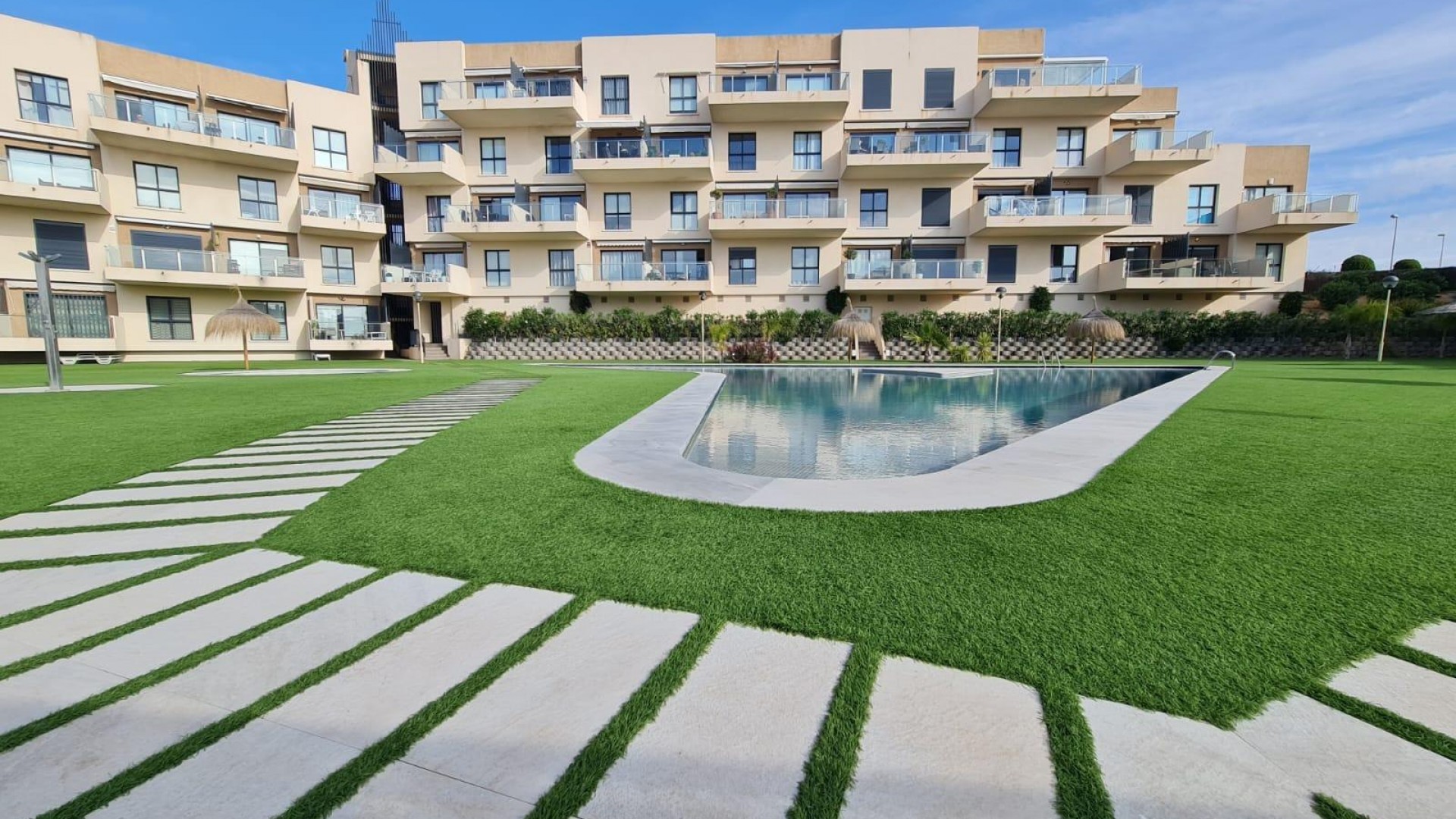 Herverkoop - Vrijstaande Villa -
Orihuela Costa - La Regia